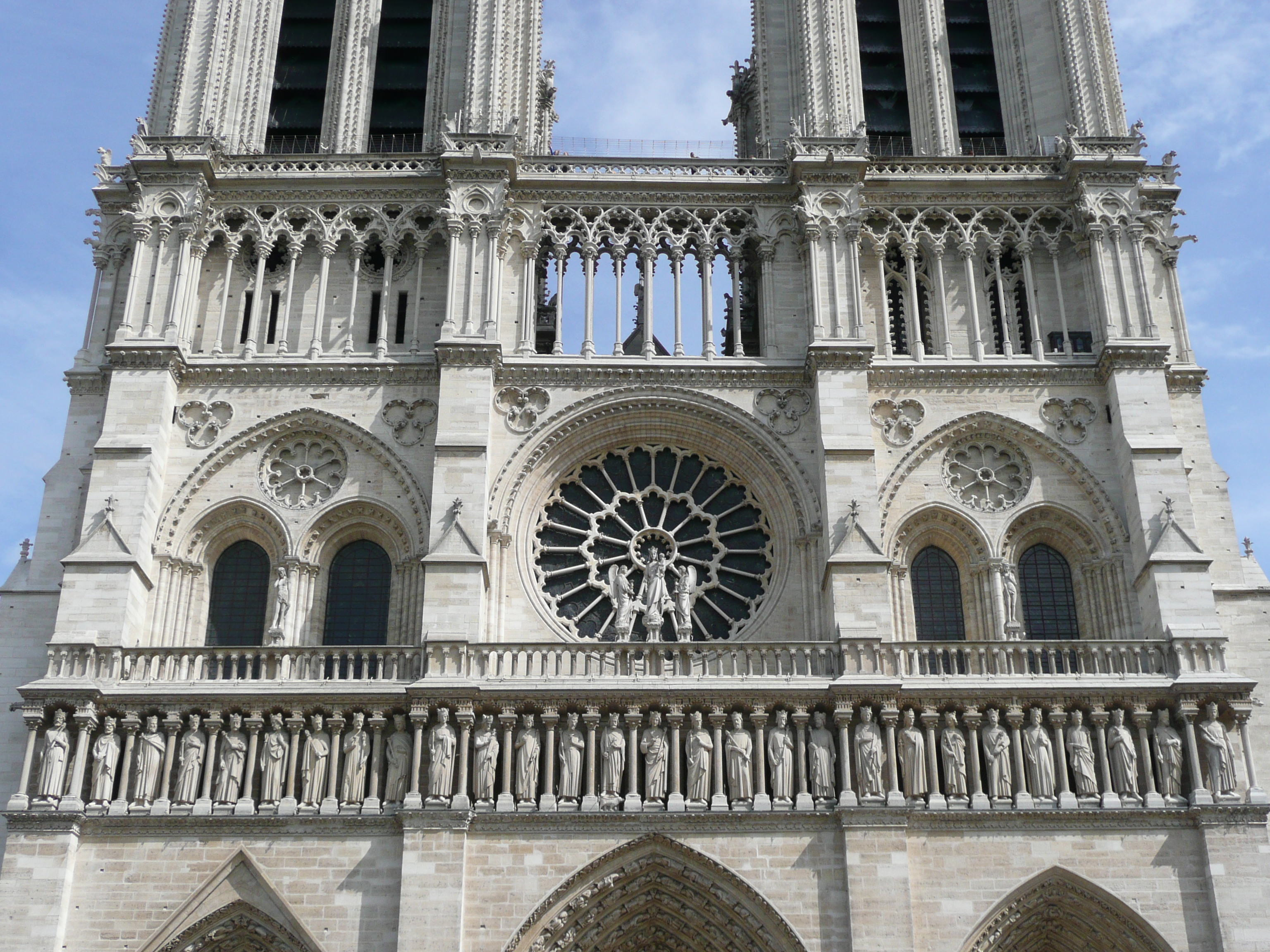 Picture France Paris Notre Dame 2007-05 49 - Around Notre Dame