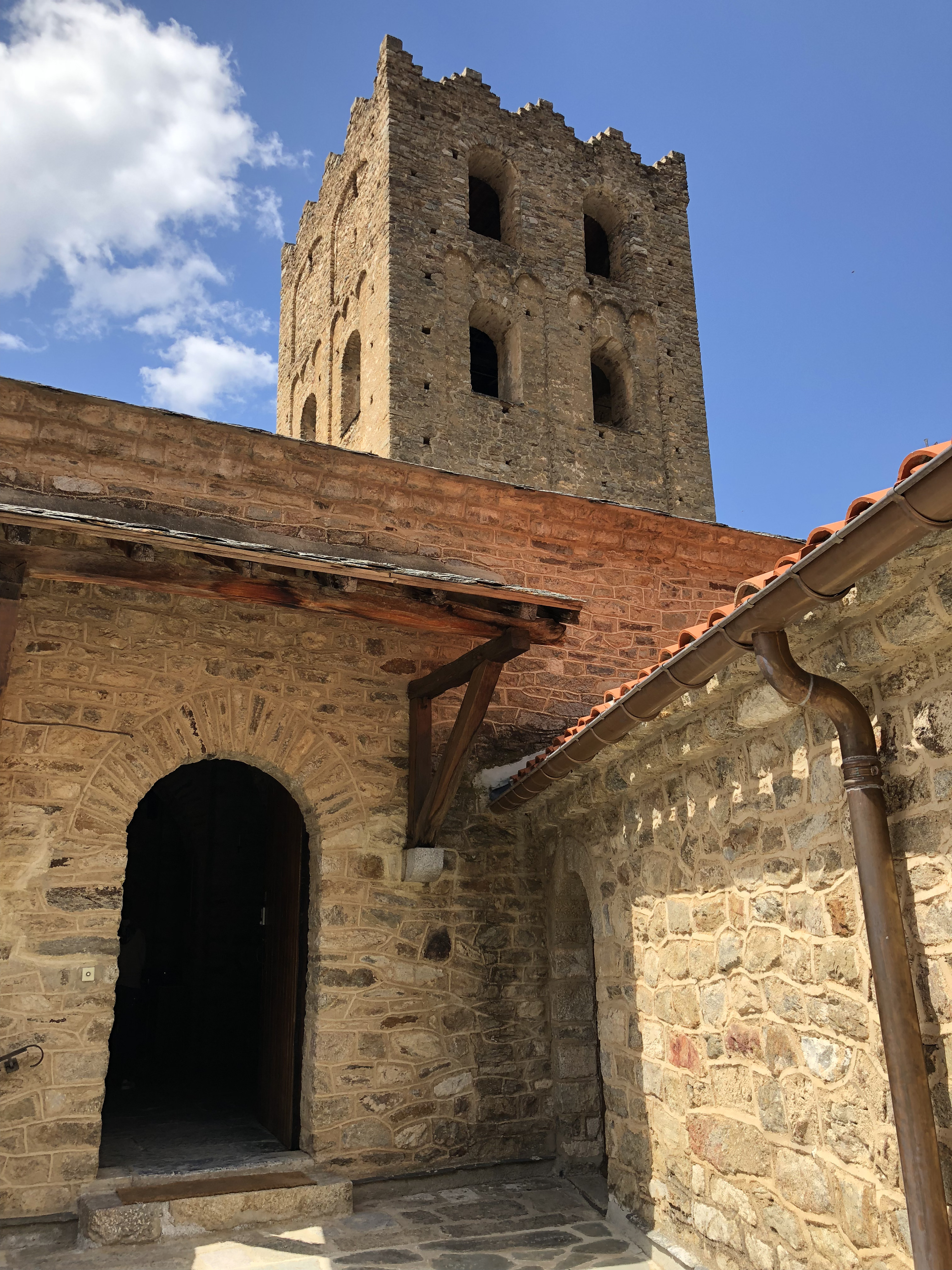 Picture France Abbaye Saint Martin du Canigou 2018-04 30 - Journey Abbaye Saint Martin du Canigou