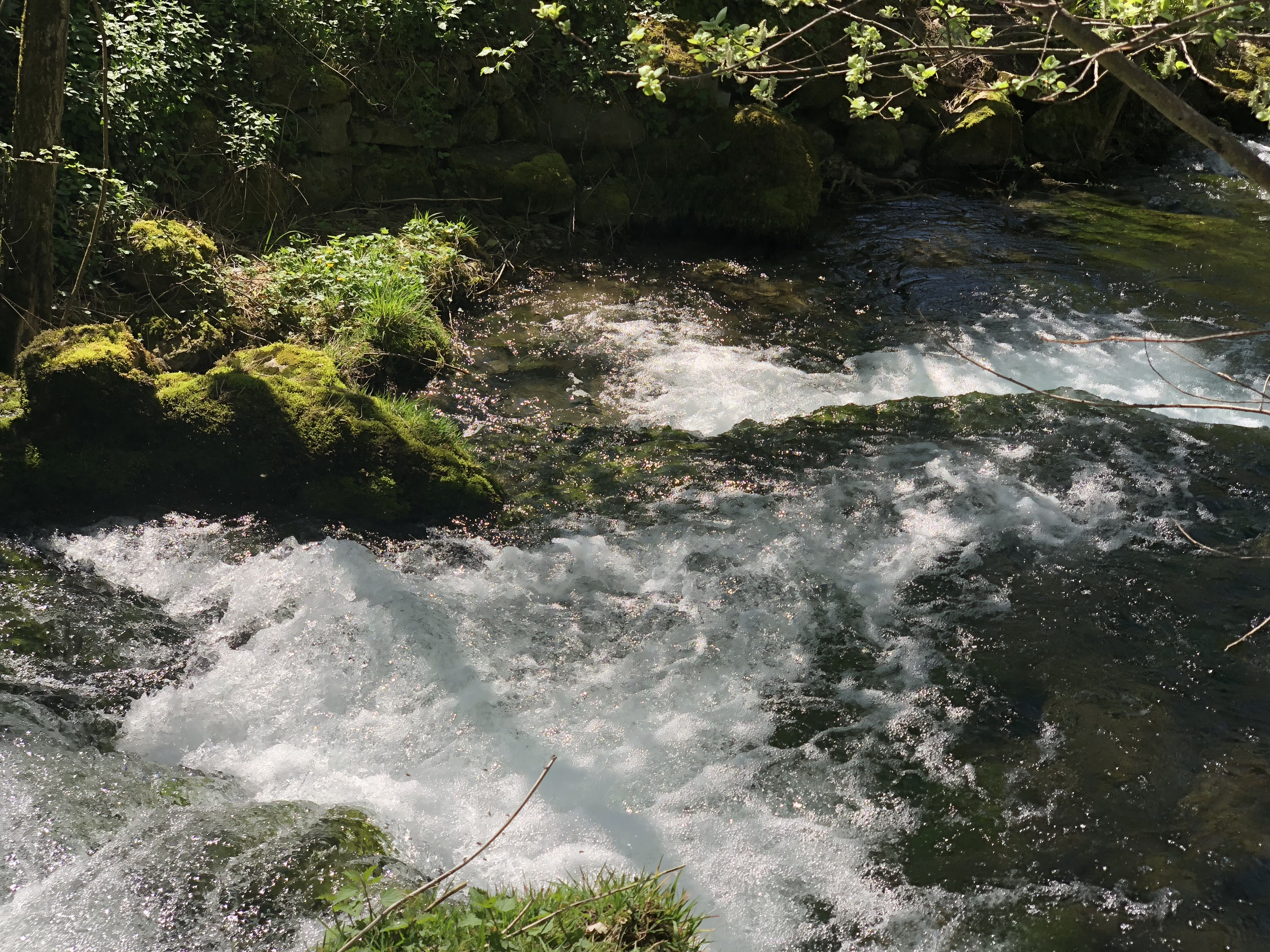 Picture France Salles la Source 2018-04 5 - Center Salles la Source