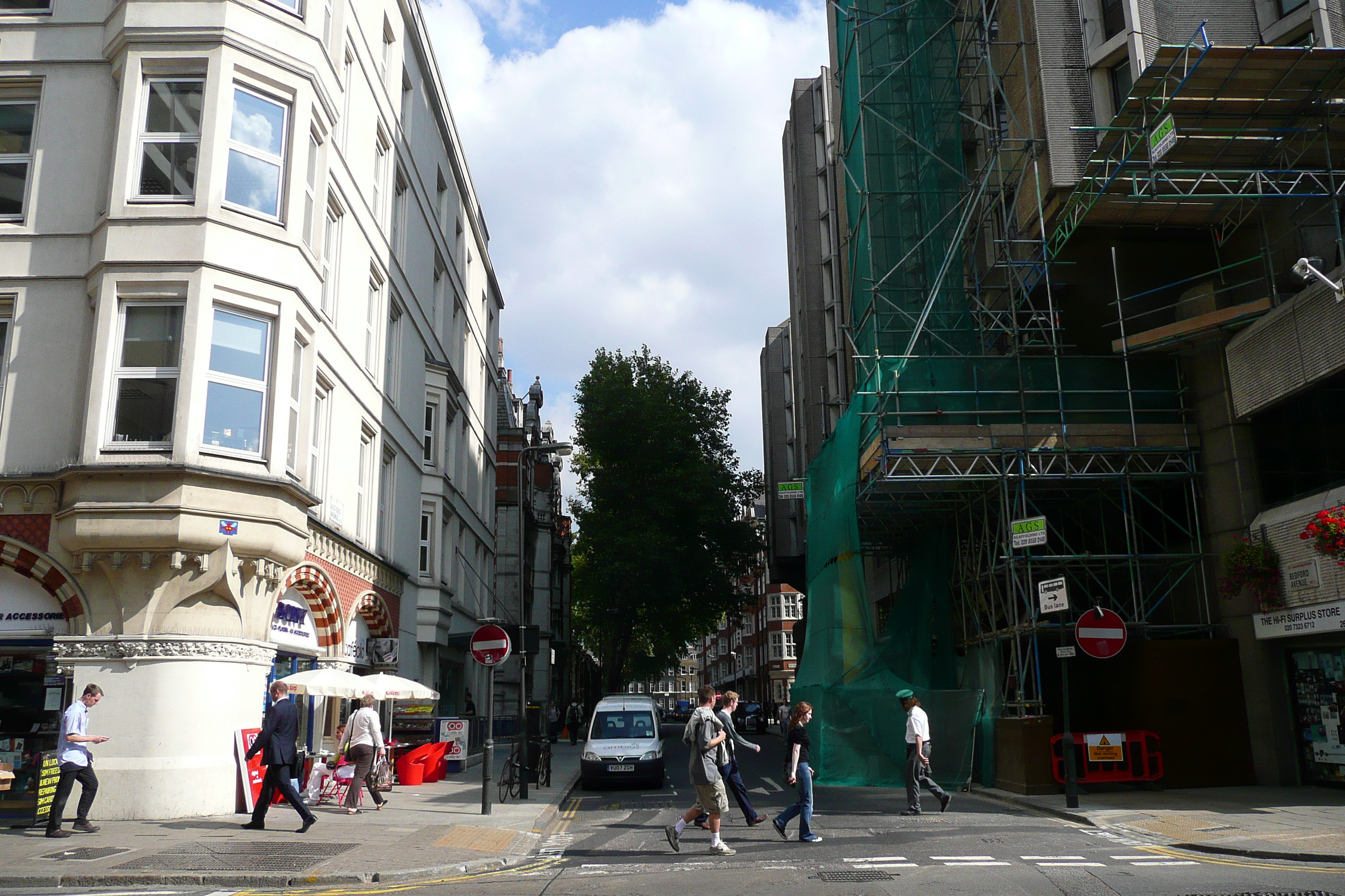 Picture United Kingdom London Tottenham Court Road 2007-09 44 - Tour Tottenham Court Road