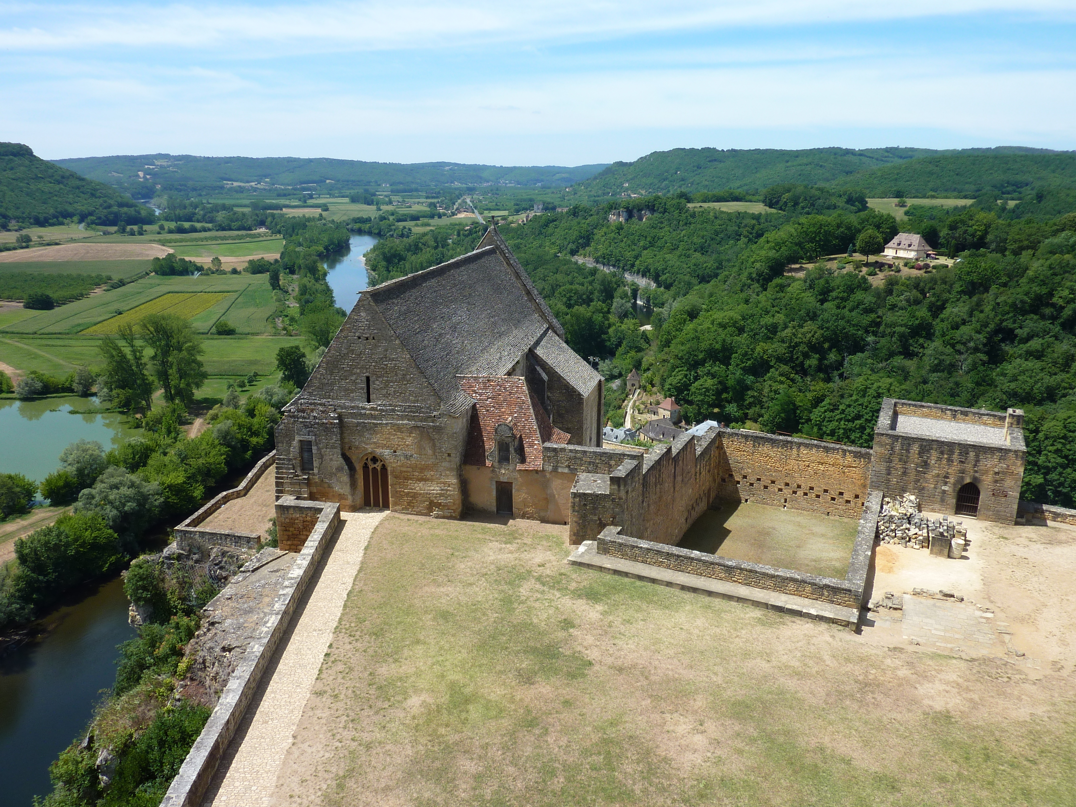 Picture France Beynac Castle 2009-07 10 - Center Beynac Castle