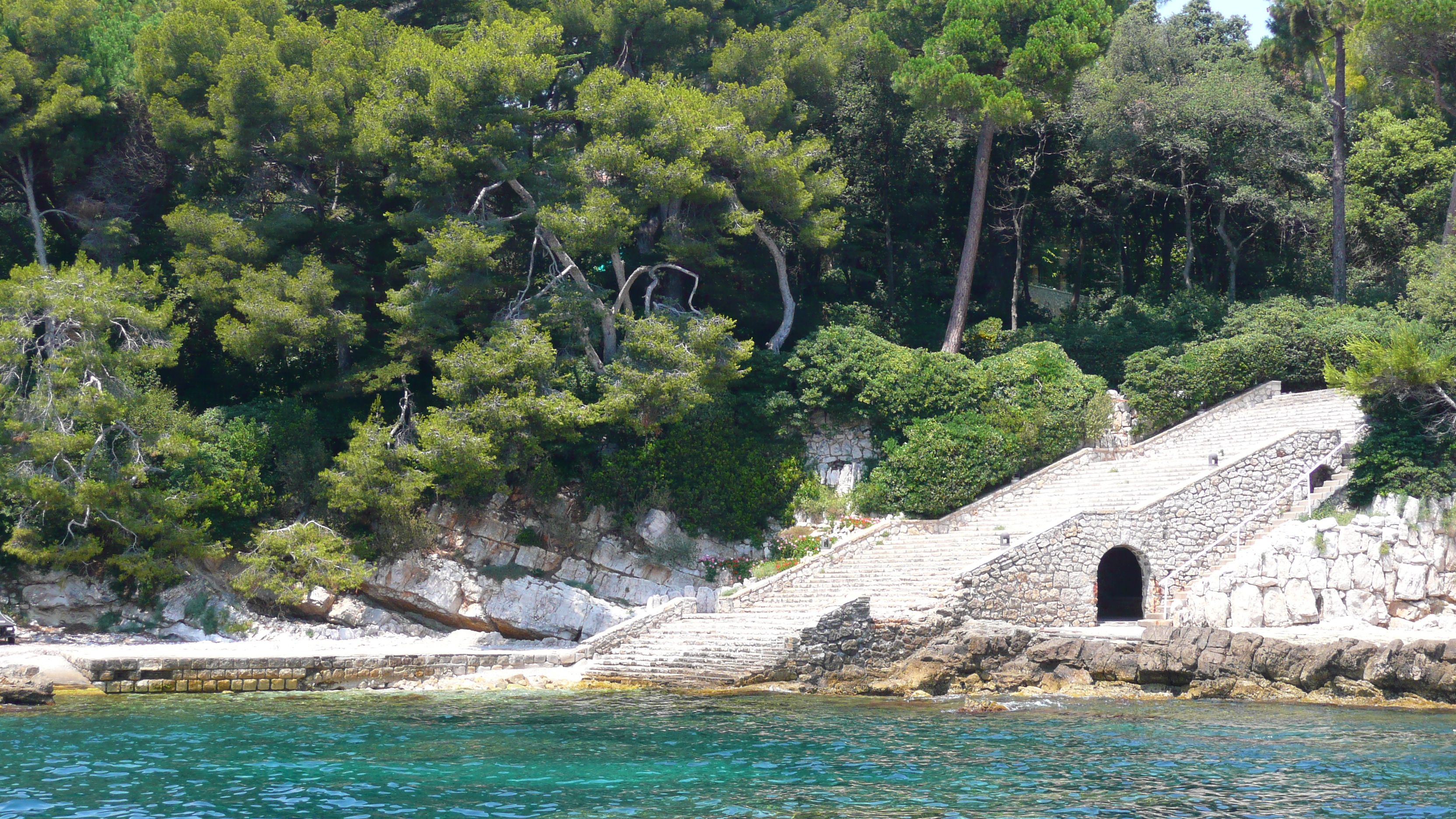 Picture France Cap d'Antibes Anse de l'Argent Faux 2007-07 25 - Tour Anse de l'Argent Faux