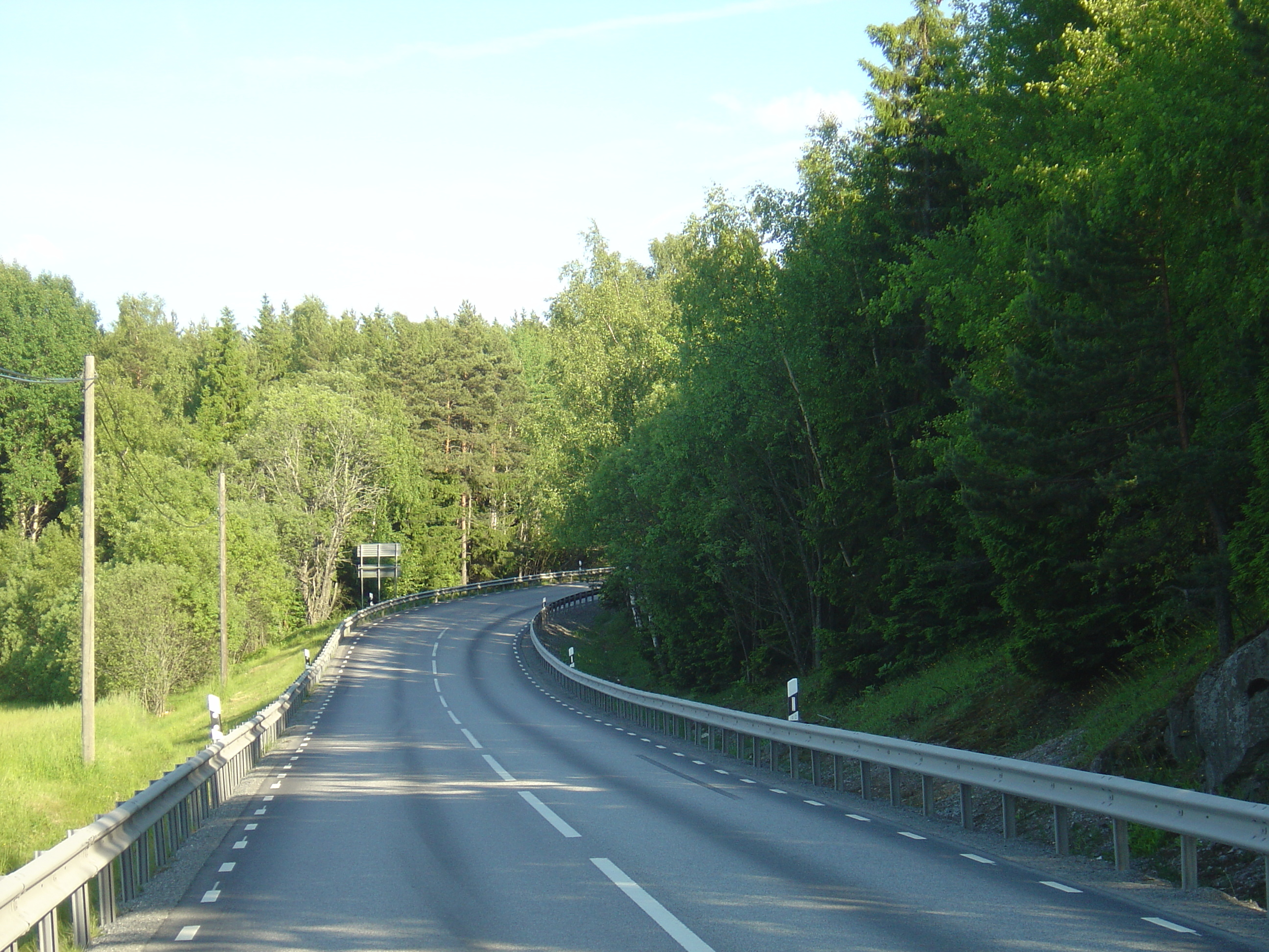 Picture Sweden Sigtuna to Uppsala road 2005-06 12 - Center Sigtuna to Uppsala road