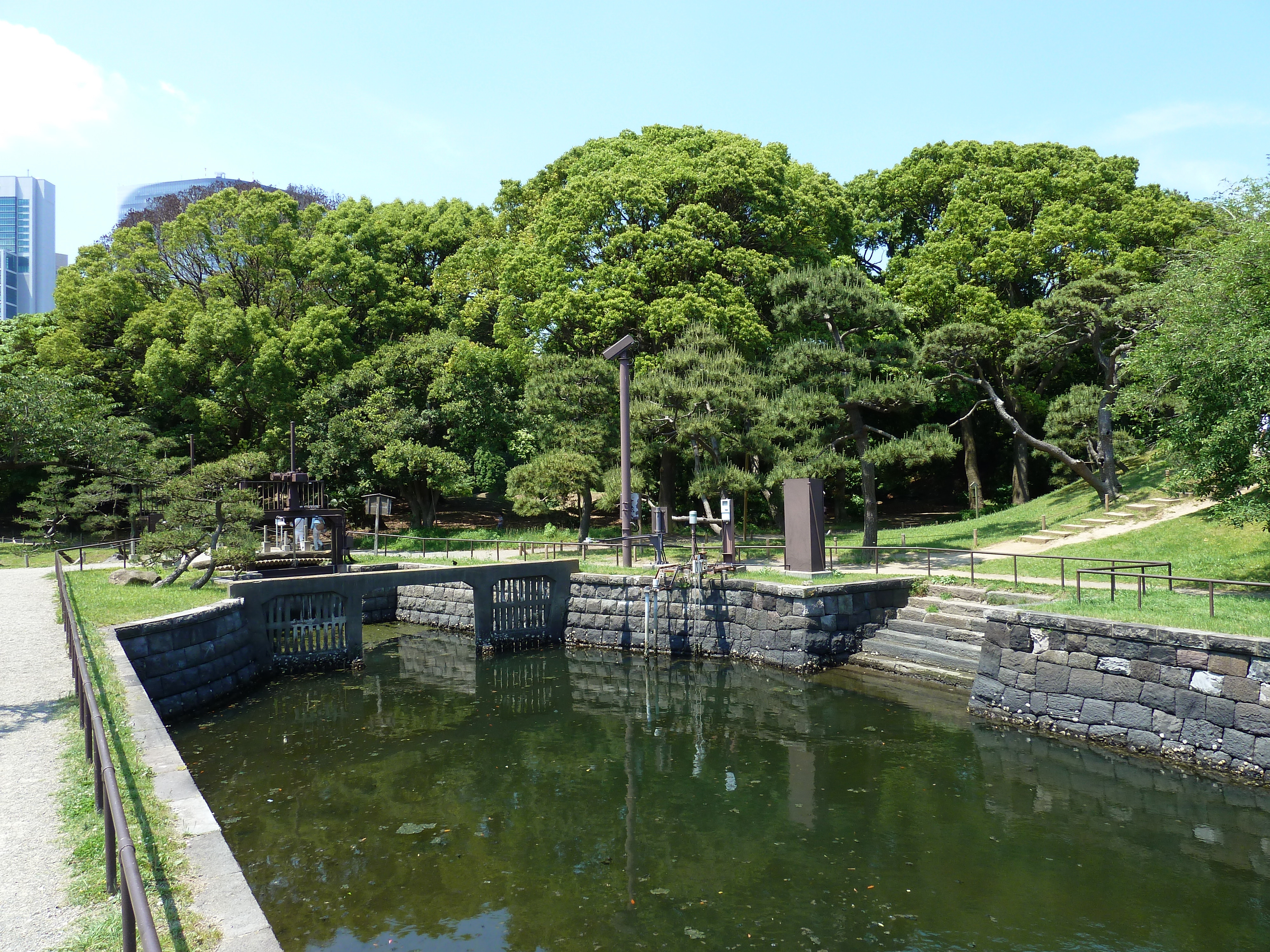 Picture Japan Tokyo Hama rikyu Gardens 2010-06 116 - Center Hama rikyu Gardens