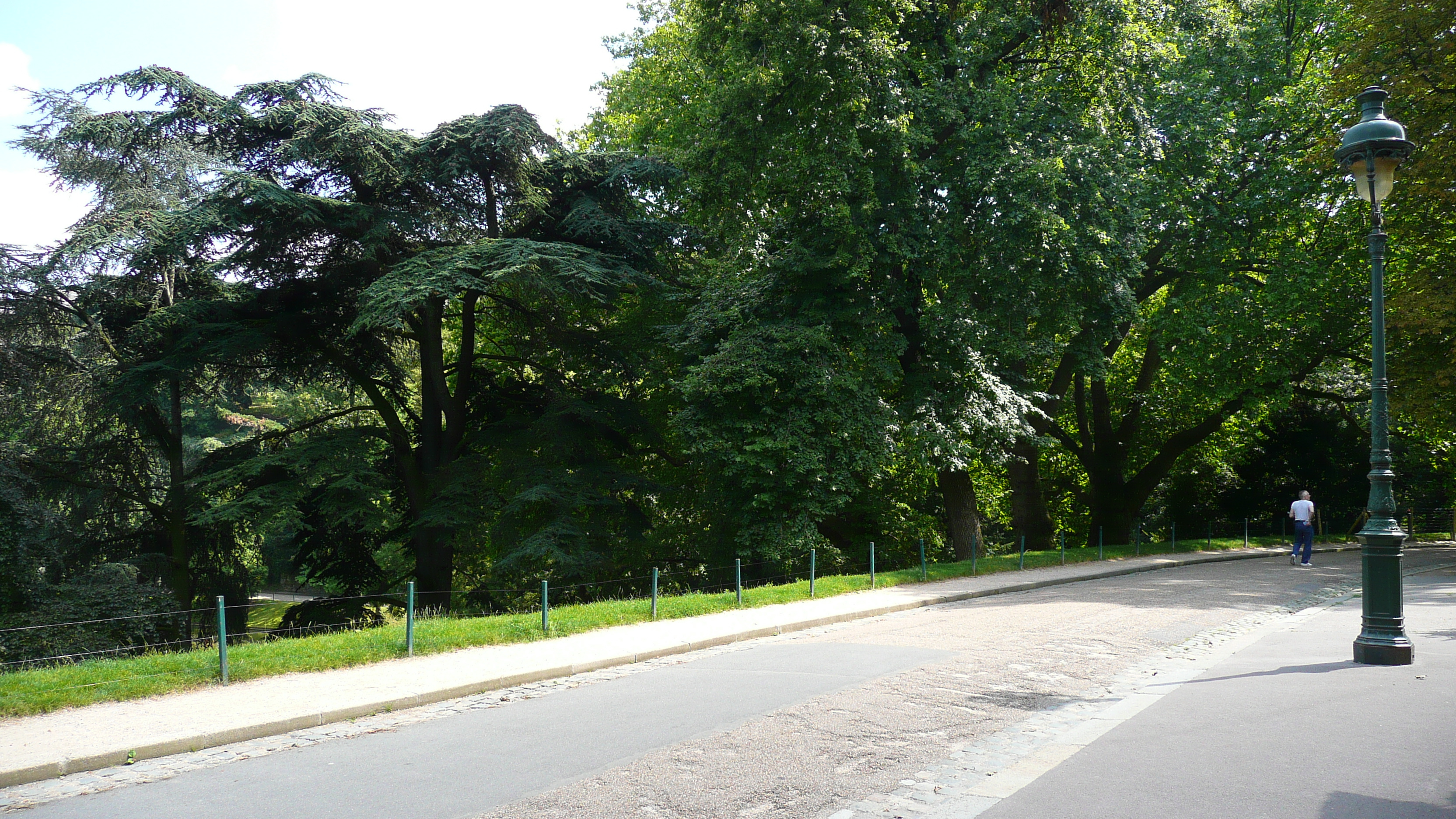 Picture France Paris Parc des Butes Chaumont 2007-08 104 - Center Parc des Butes Chaumont