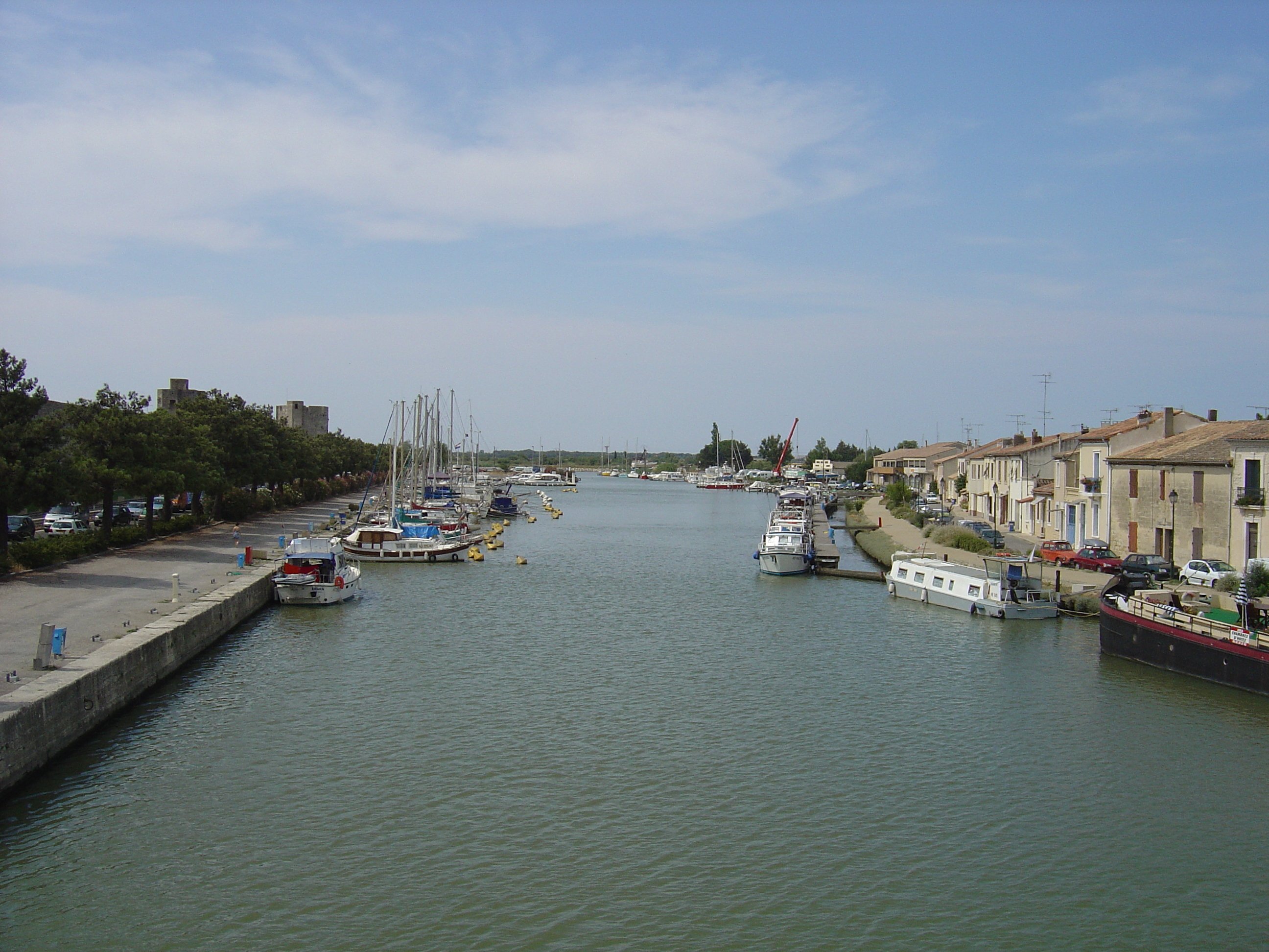 Picture France Aigues Mortes 2004-08 21 - Center Aigues Mortes