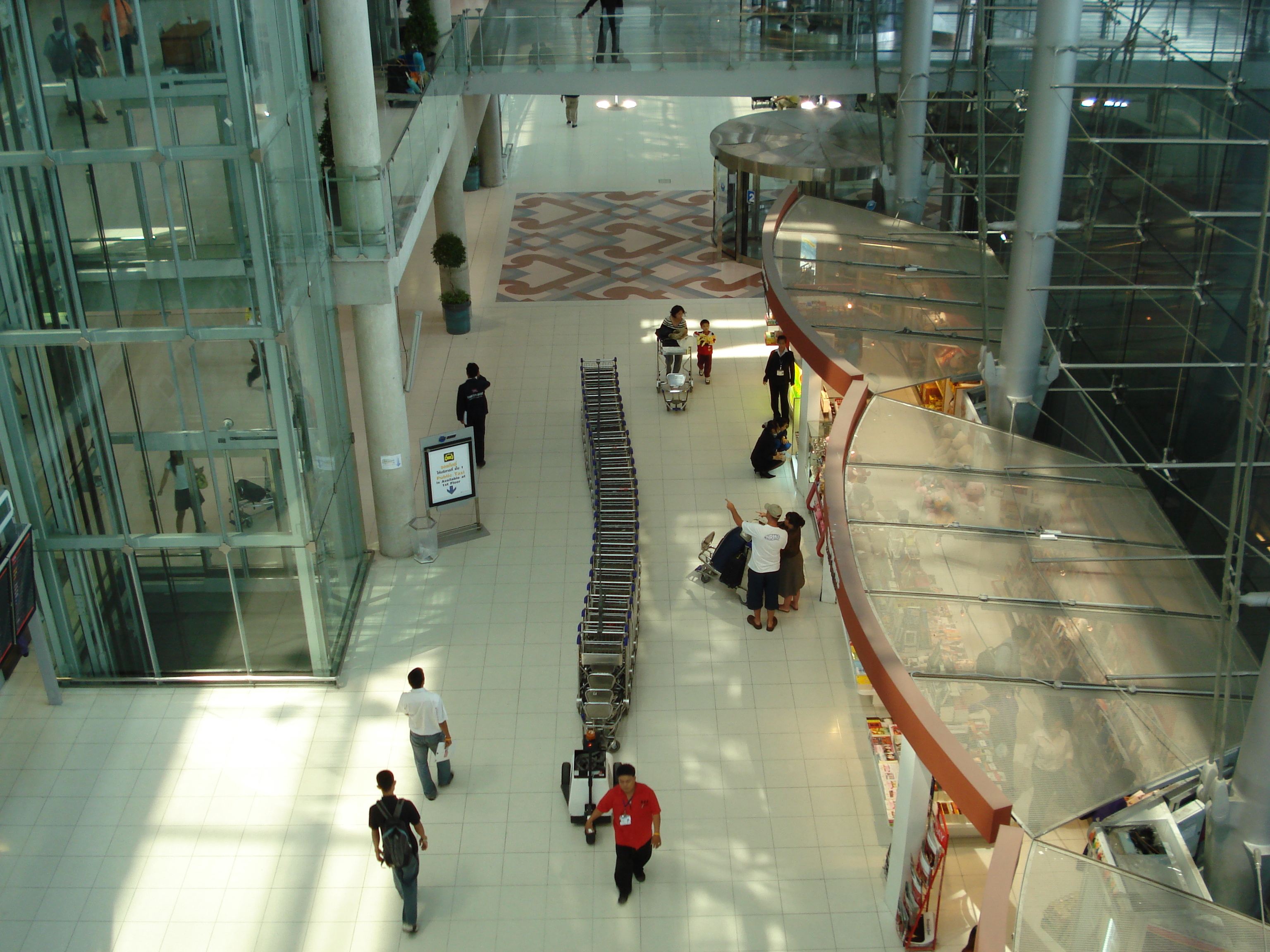 Picture Thailand Bangkok Suvarnabhumi Airport 2007-02 73 - Tour Suvarnabhumi Airport