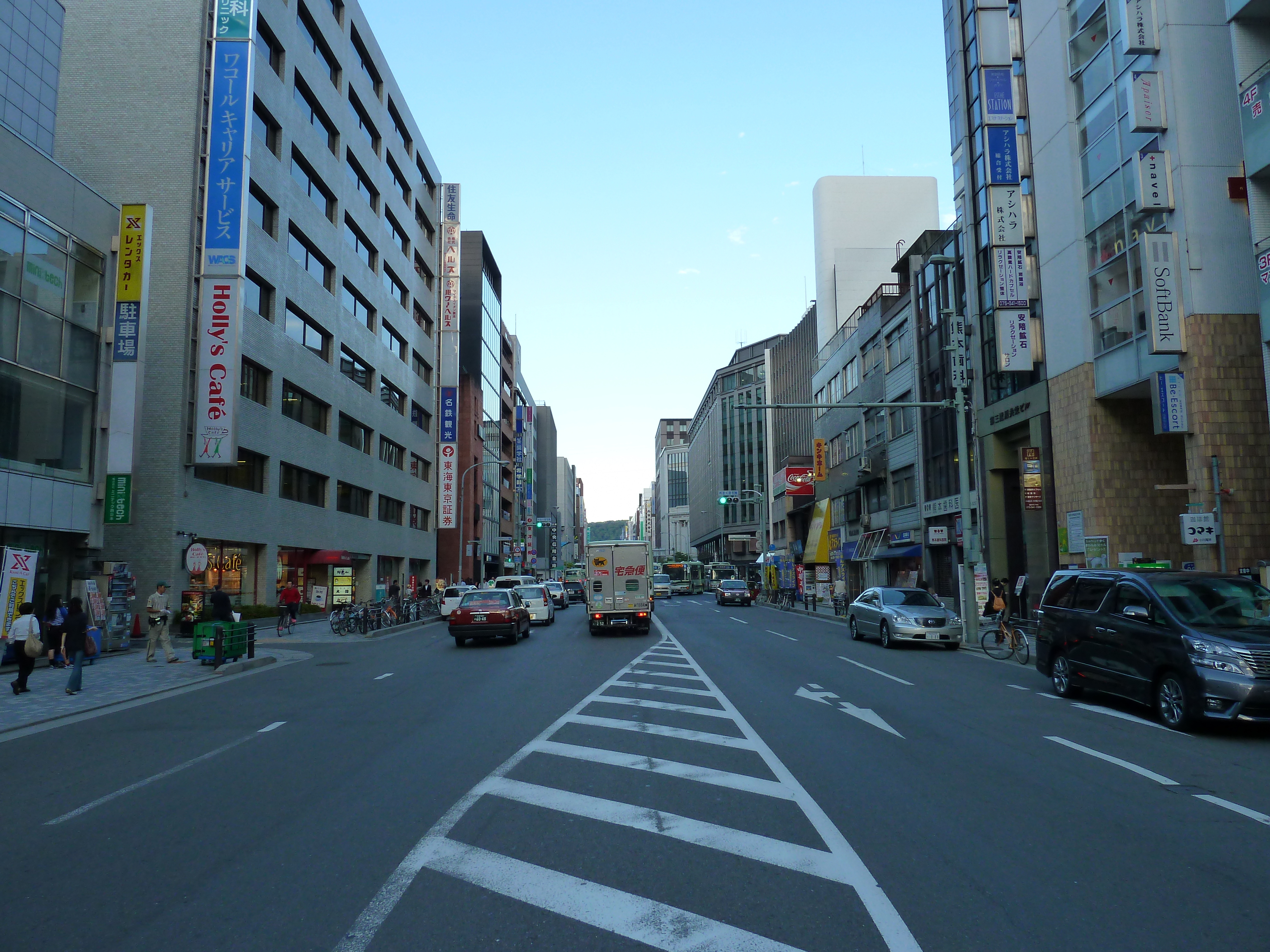 Picture Japan Kyoto Shijo dori 2010-06 52 - Around Shijo dori