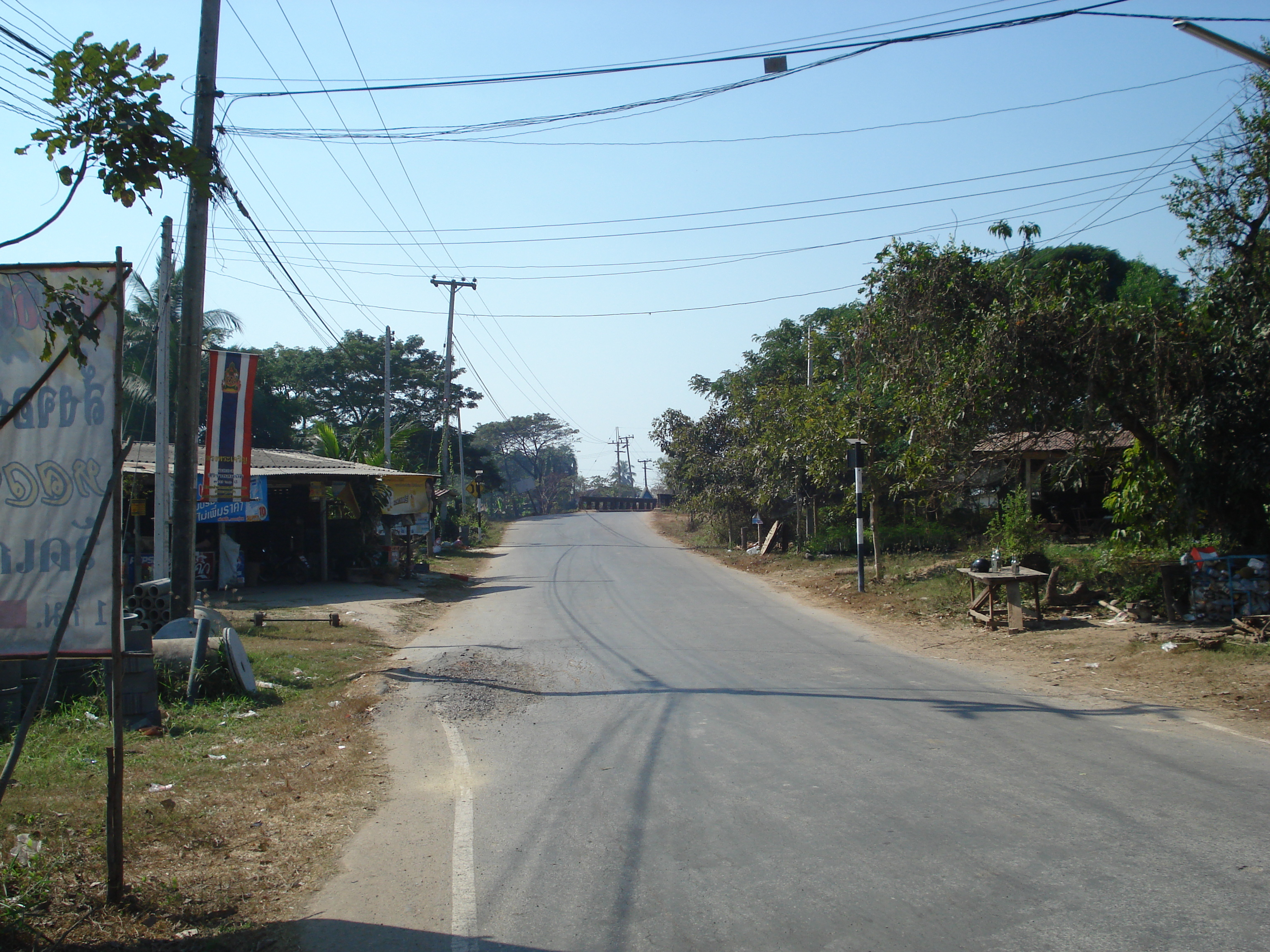 Picture Thailand Phitsanulok Jomthong Road 2008-01 13 - Recreation Jomthong Road