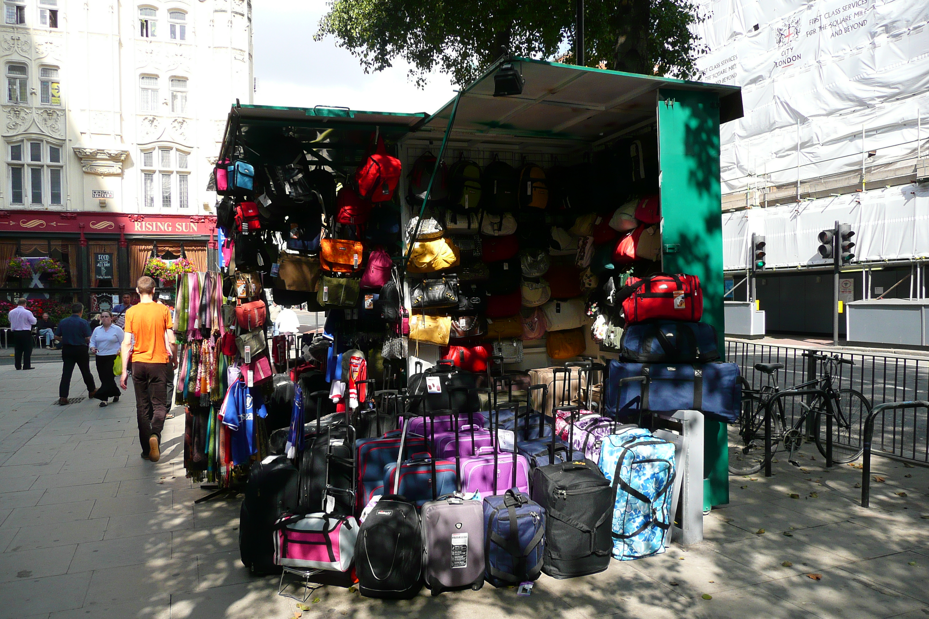 Picture United Kingdom London Tottenham Court Road 2007-09 14 - Journey Tottenham Court Road