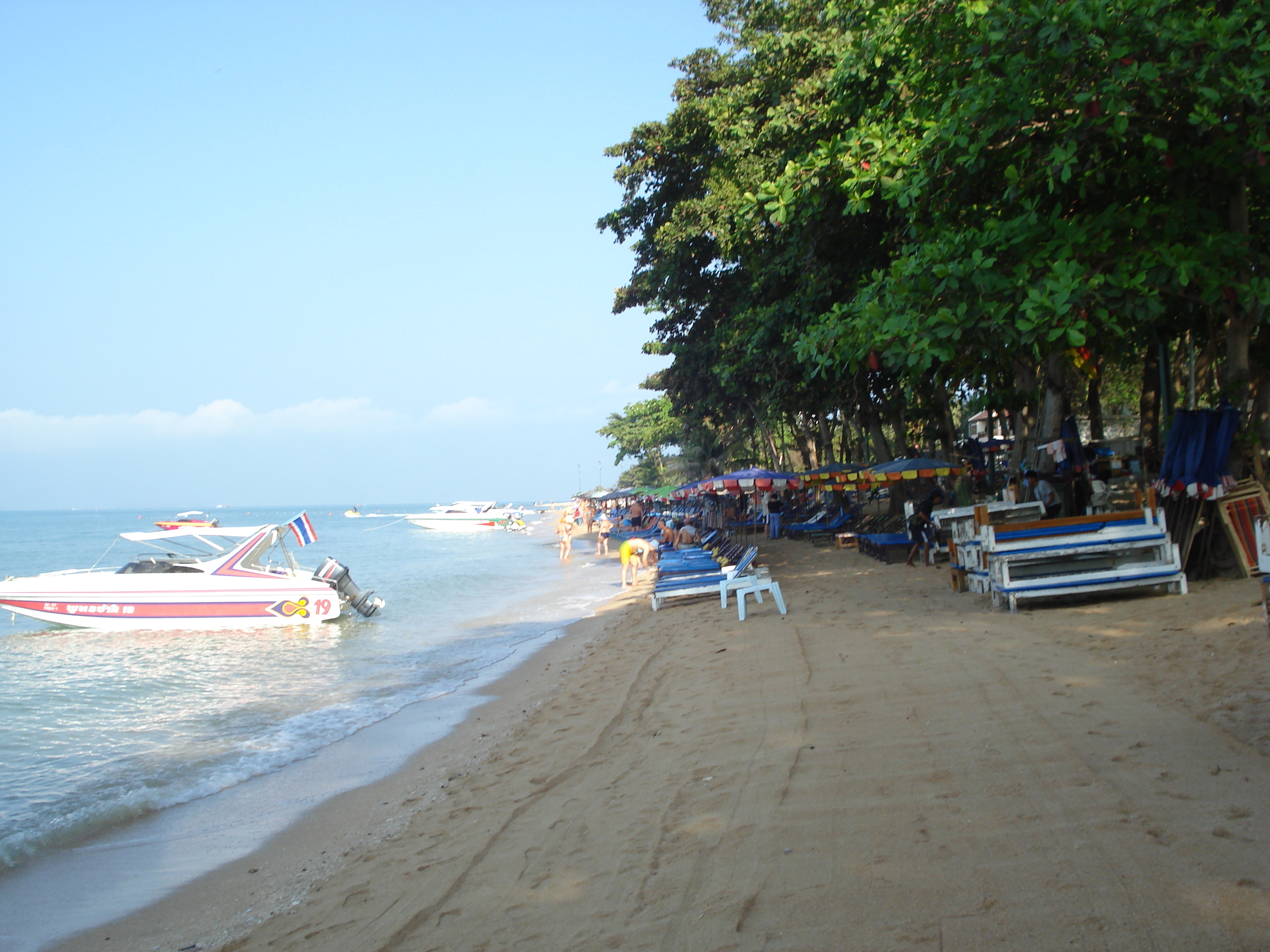 Picture Thailand Pattaya Dongtan beach 2008-01 12 - Around Dongtan beach