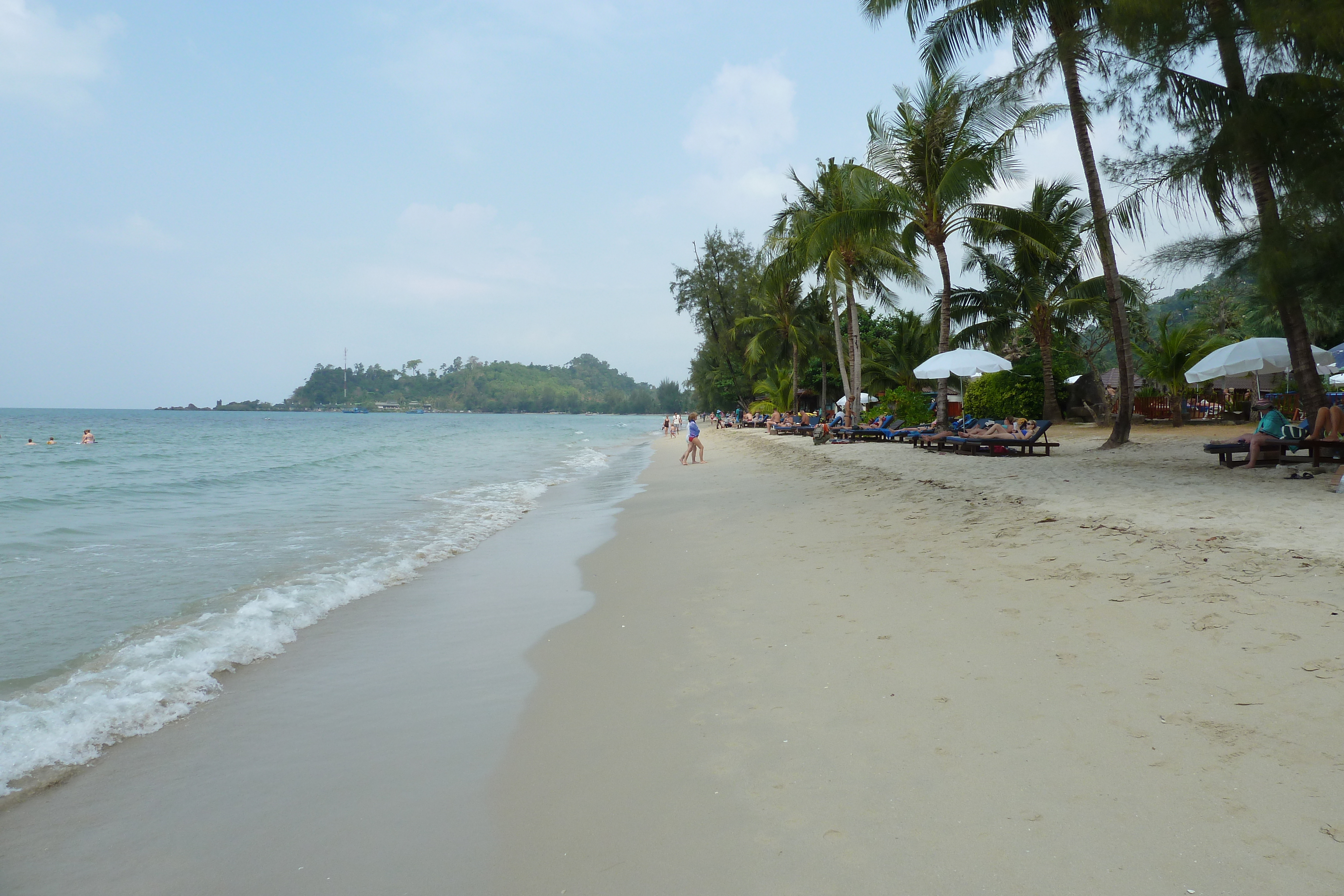 Picture Thailand Ko Chang Klong Prao beach 2011-02 16 - Center Klong Prao beach