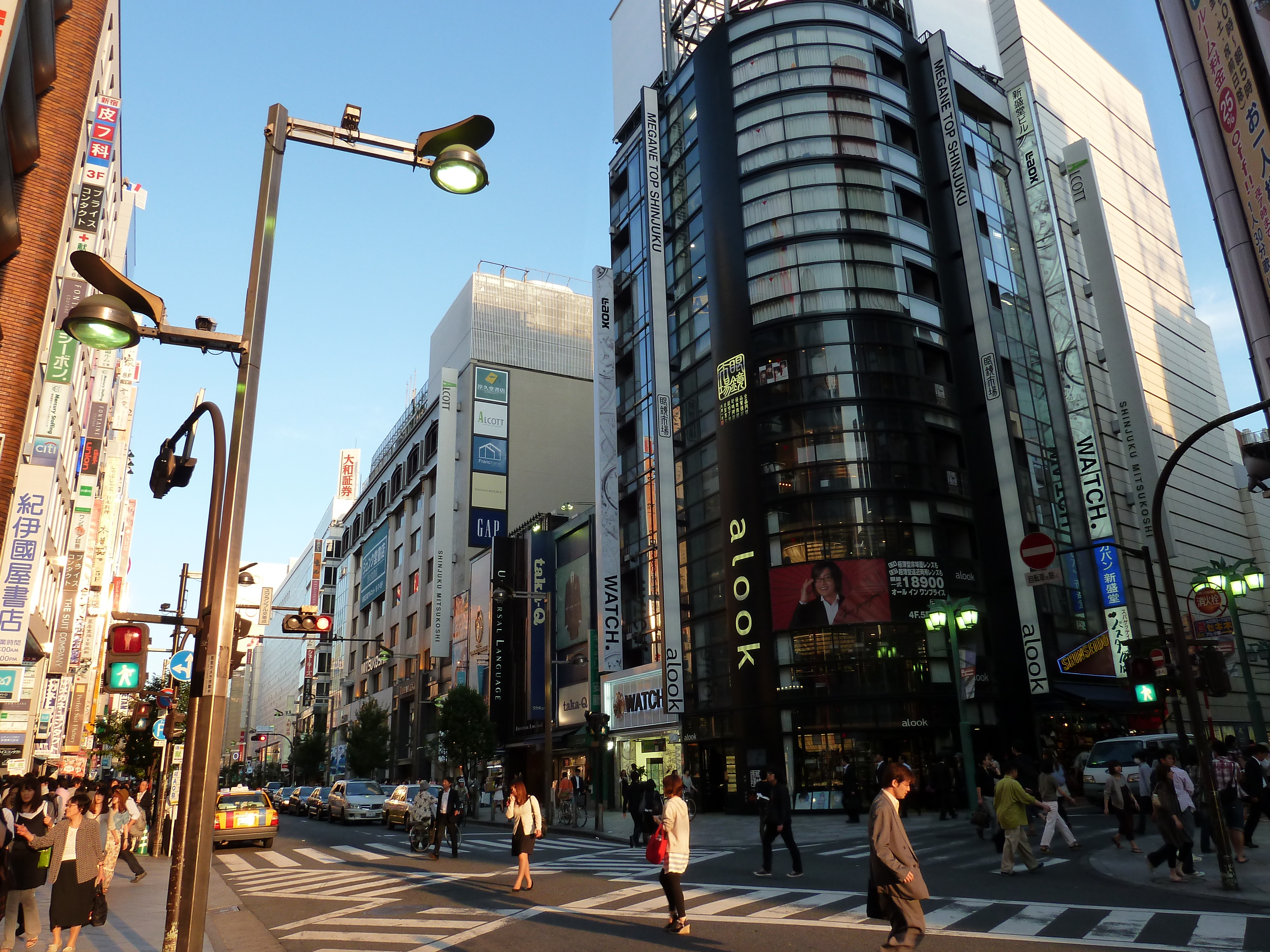 Picture Japan Tokyo Shinjuku 2010-06 21 - Discovery Shinjuku