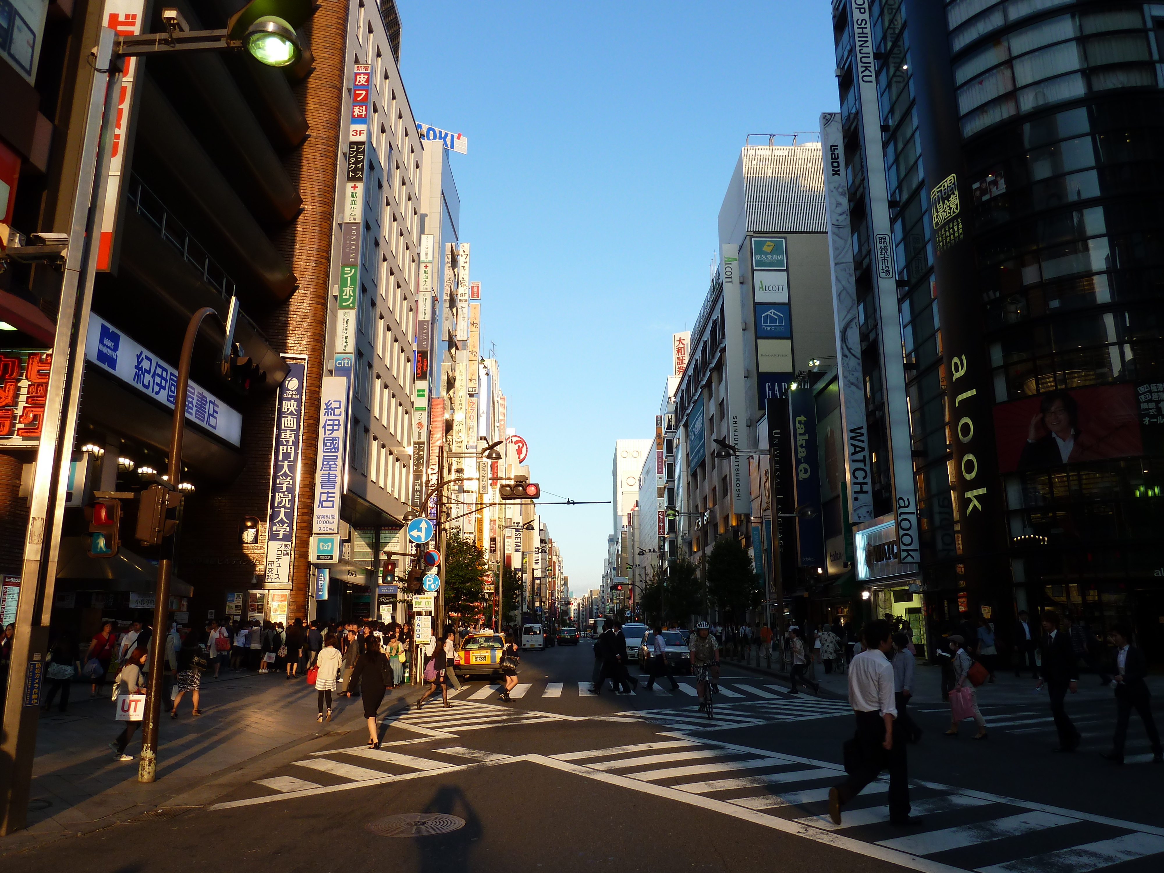 Picture Japan Tokyo Shinjuku 2010-06 19 - Around Shinjuku