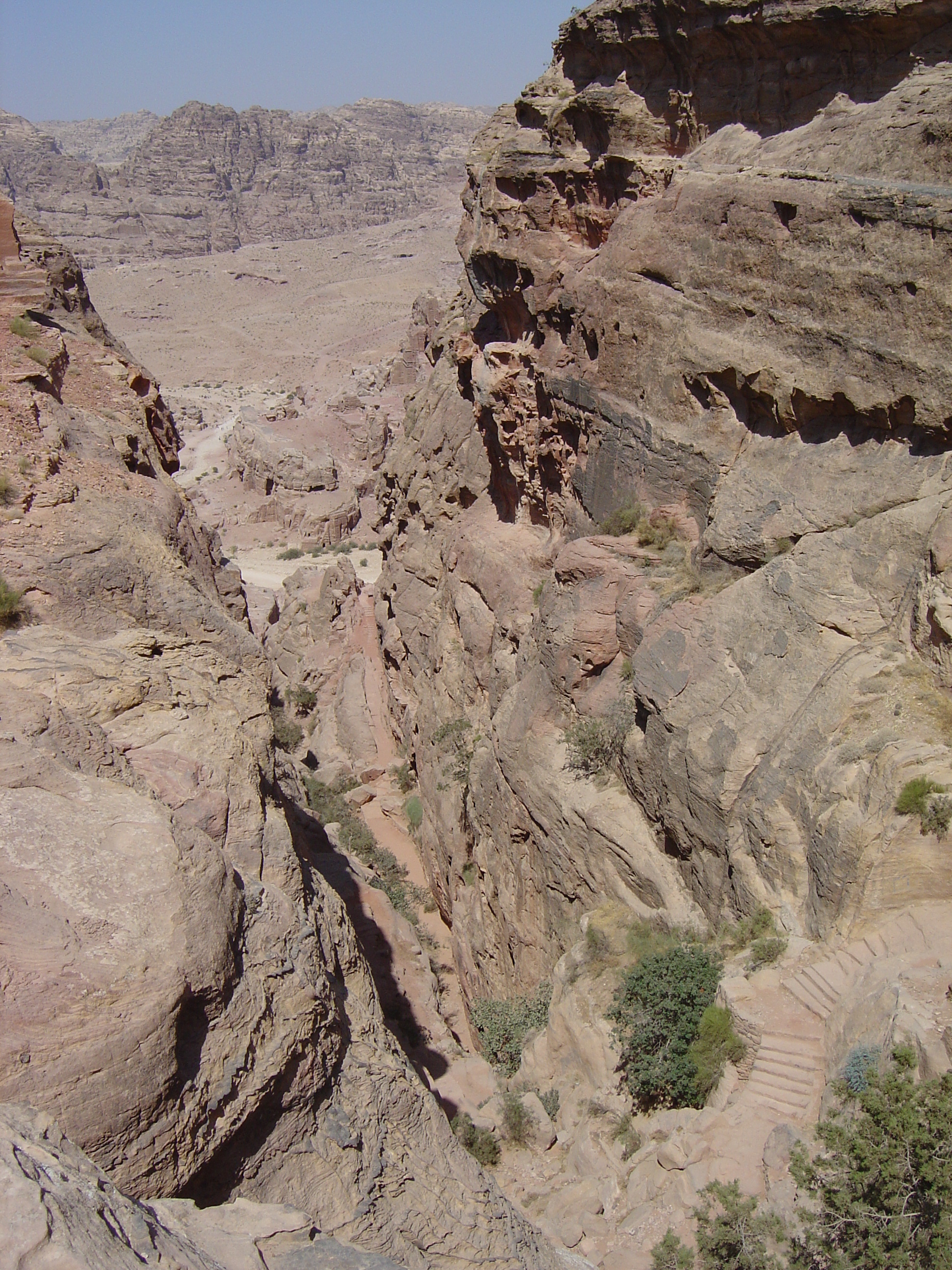 Picture Jordan Petra 2004-10 12 - Tour Petra