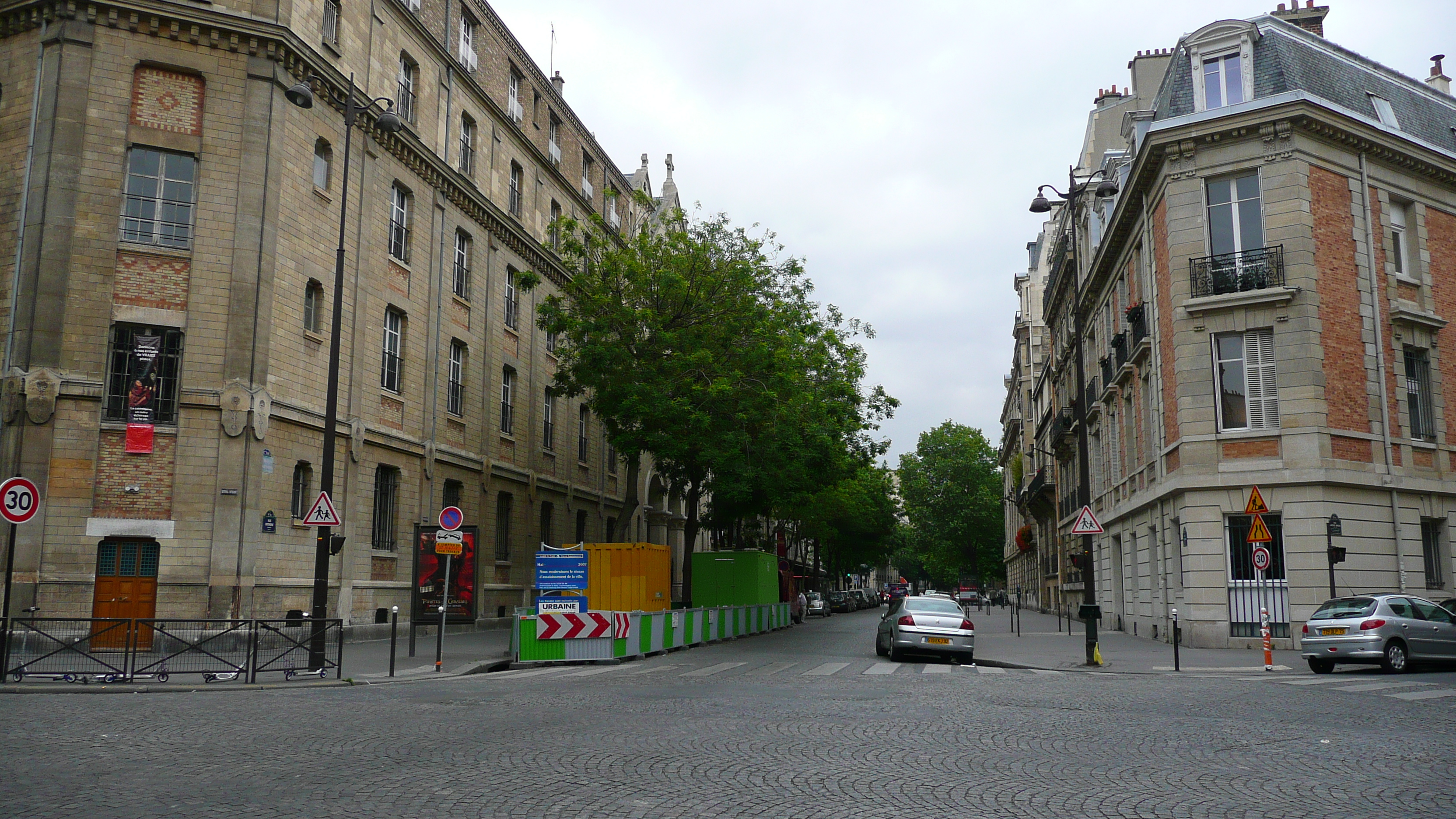 Picture France Paris 17th Arrondissement Rue Levis 2007-05 10 - Tour Rue Levis