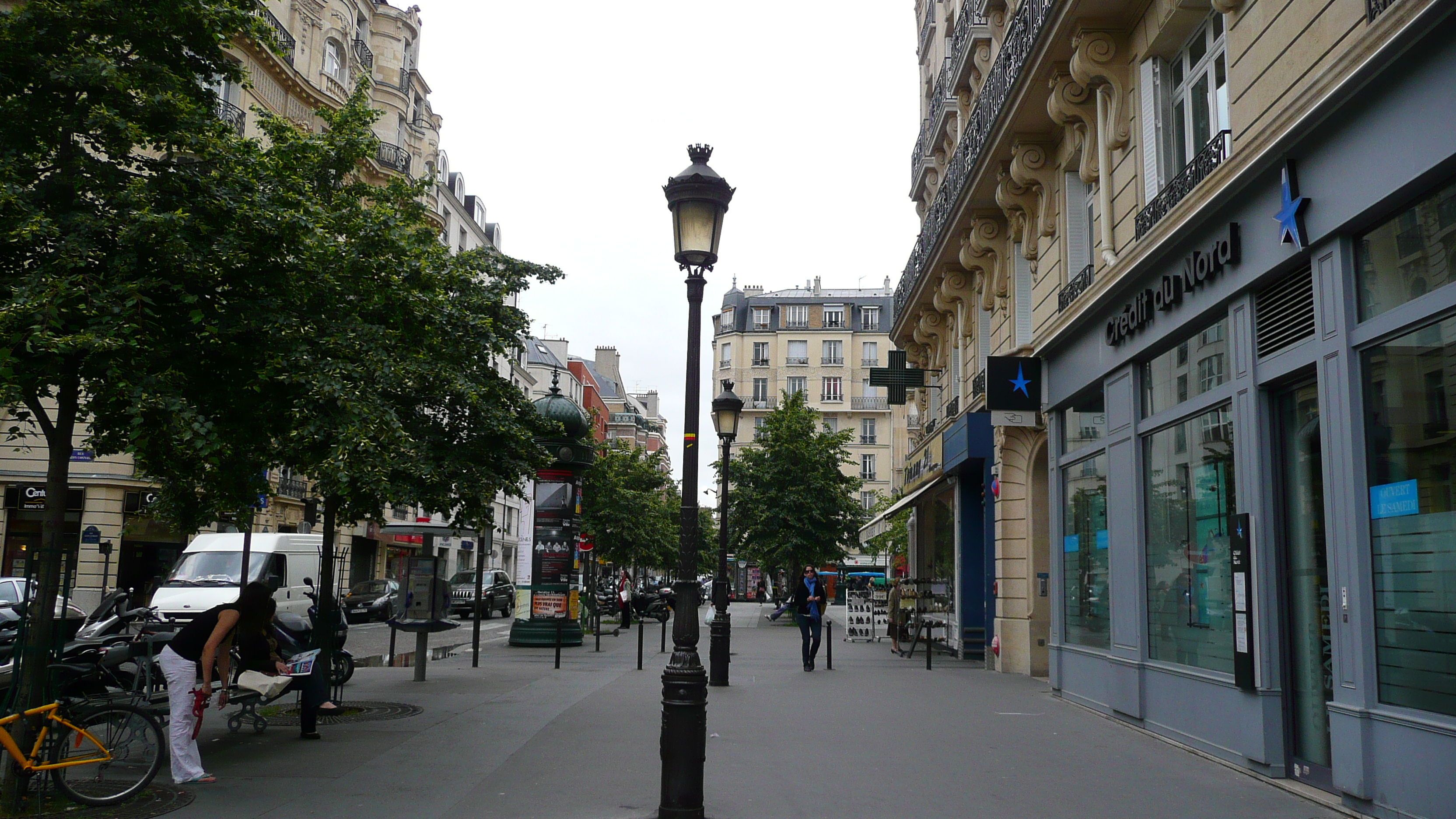 Picture France Paris 17th Arrondissement Rue Levis 2007-05 25 - History Rue Levis