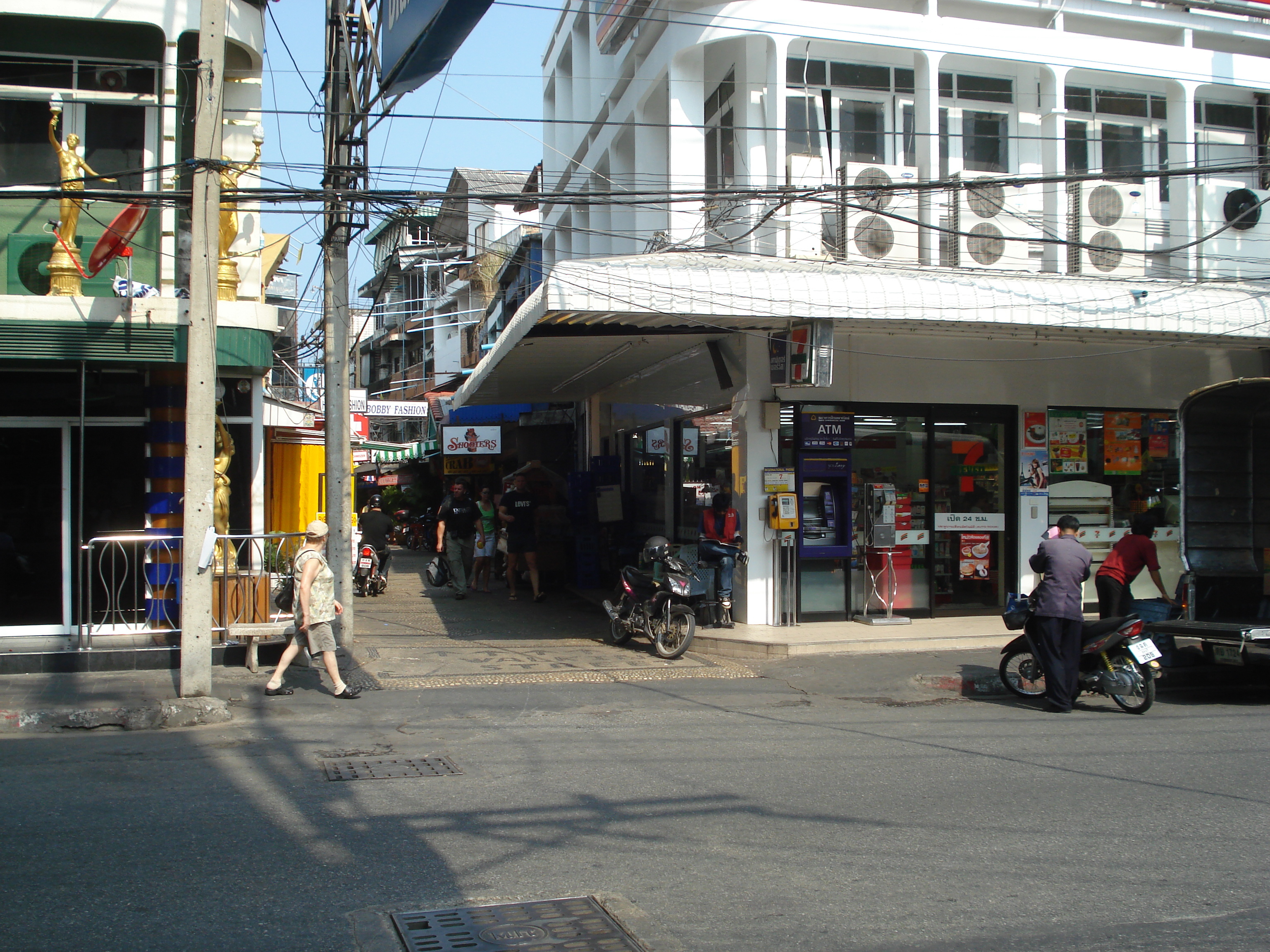 Picture Thailand Pattaya Pattaya 2nd road 2008-01 50 - Discovery Pattaya 2nd road