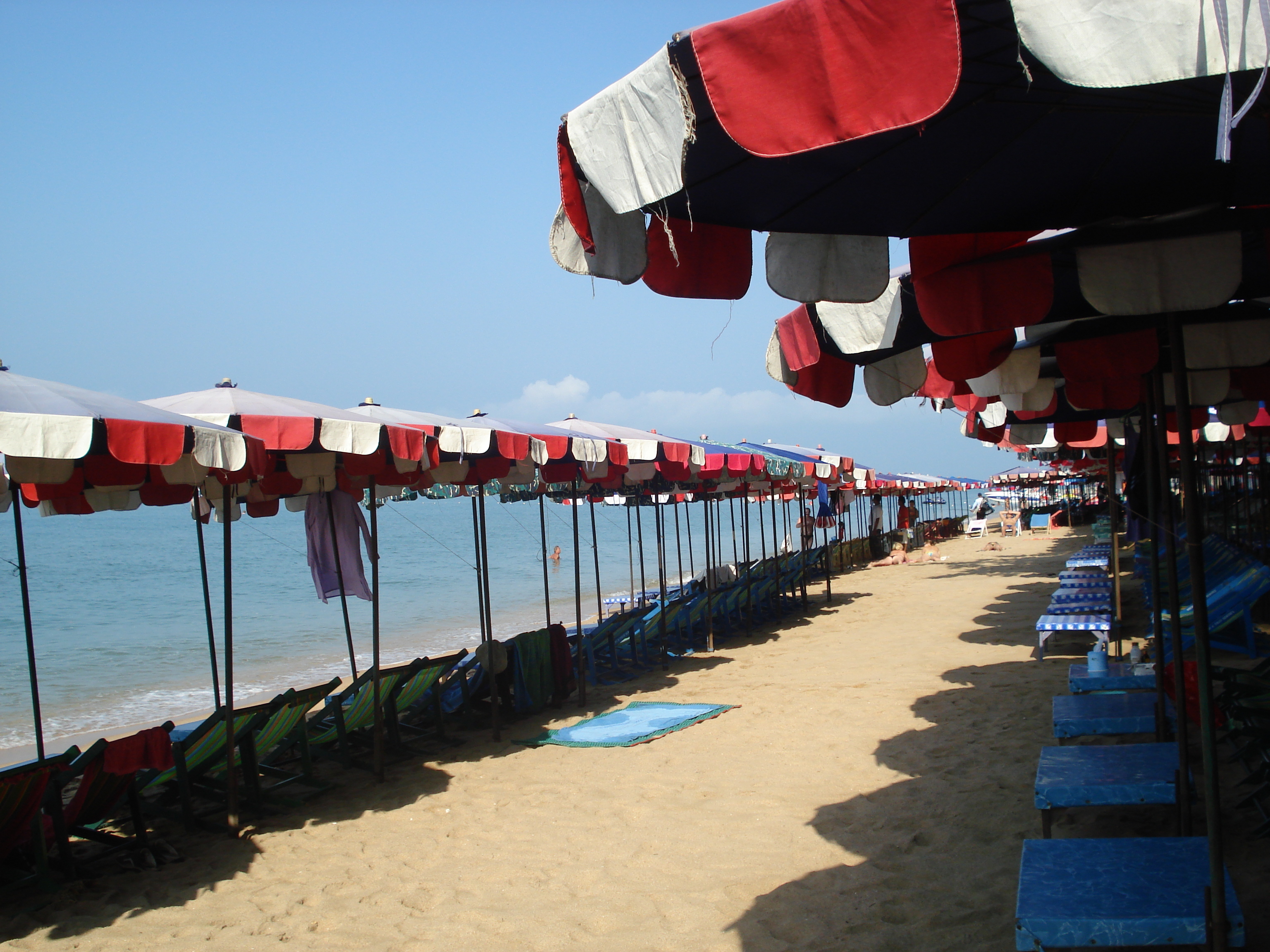 Picture Thailand Pattaya Dongtan beach 2008-01 51 - Recreation Dongtan beach