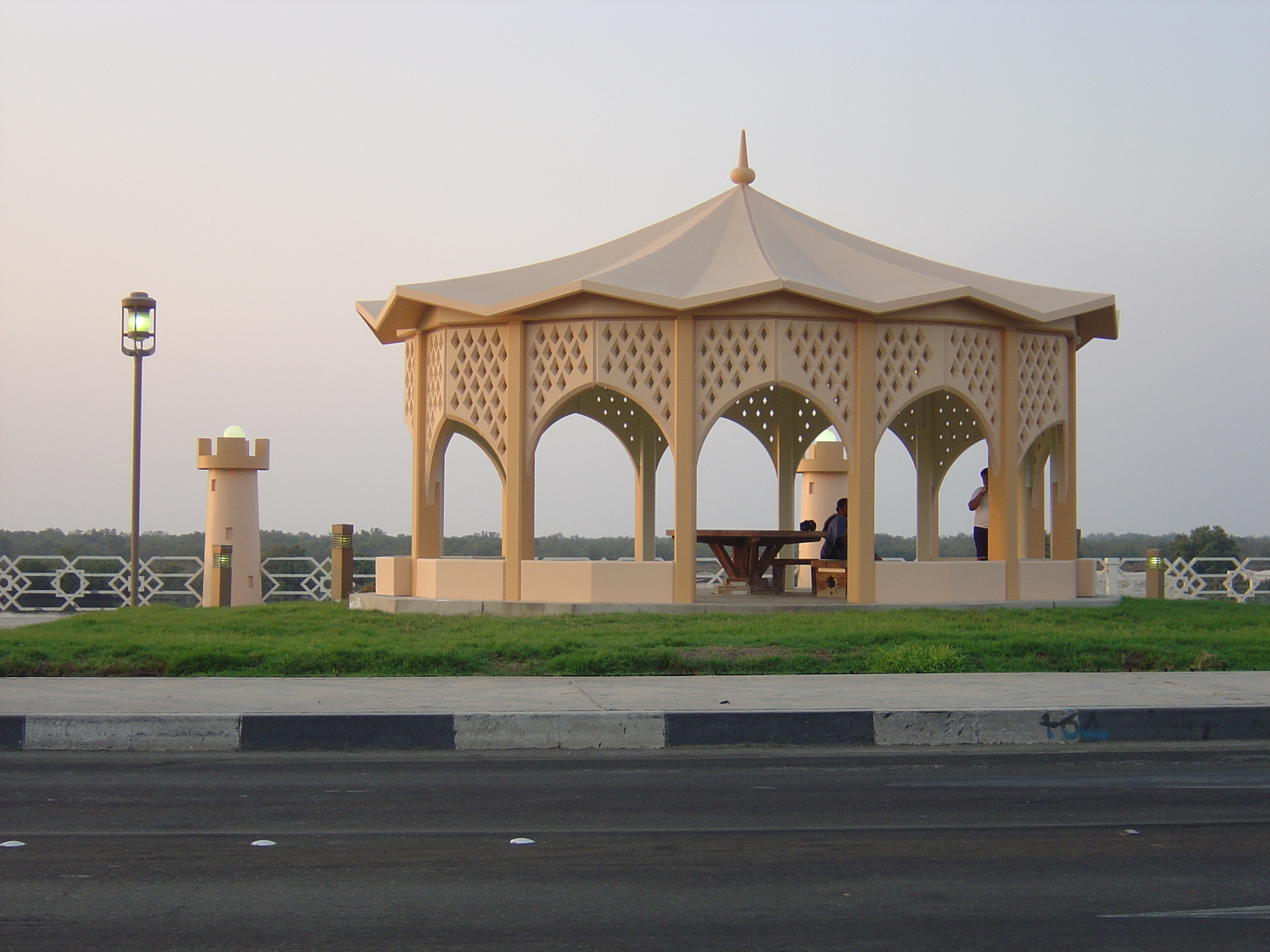 Picture United Arab Emirates Abu Dhabi 2005-09 29 - Journey Abu Dhabi