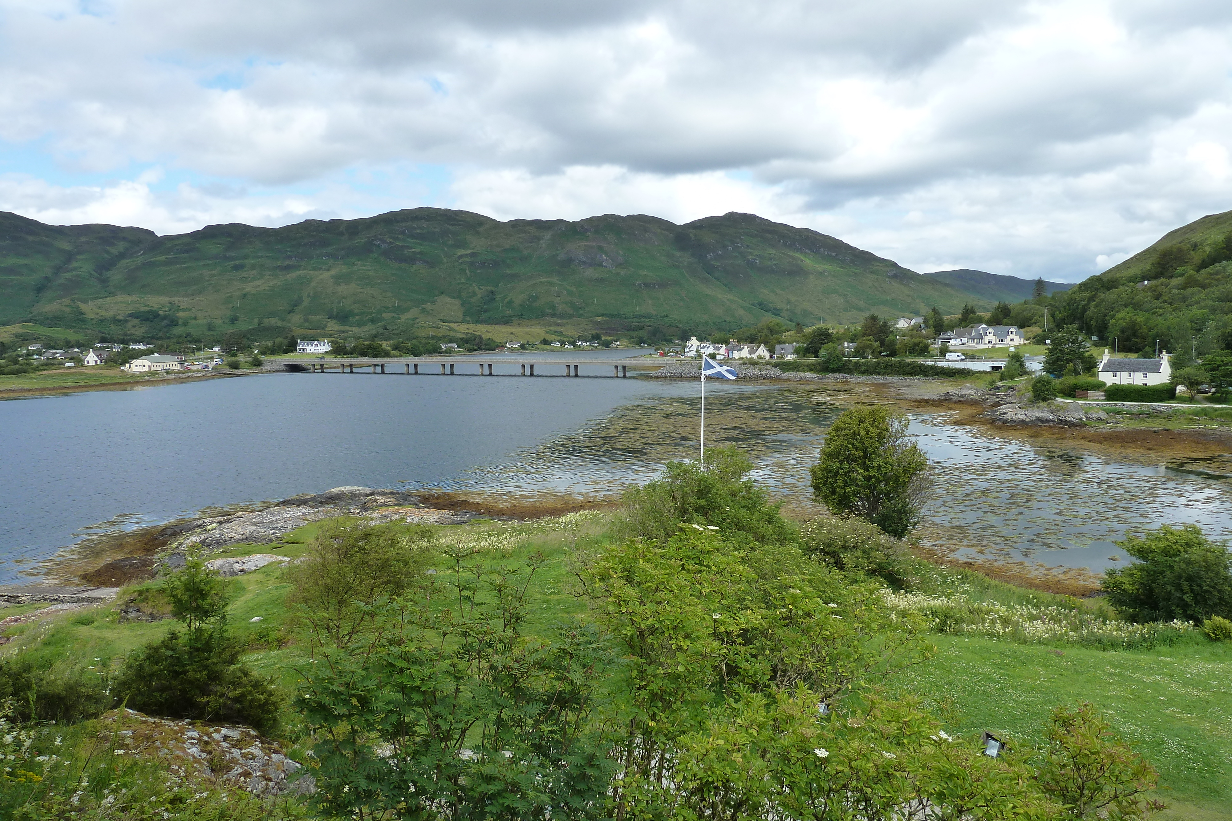 Picture United Kingdom Scotland Eilean Donan Castle 2011-07 66 - Center Eilean Donan Castle