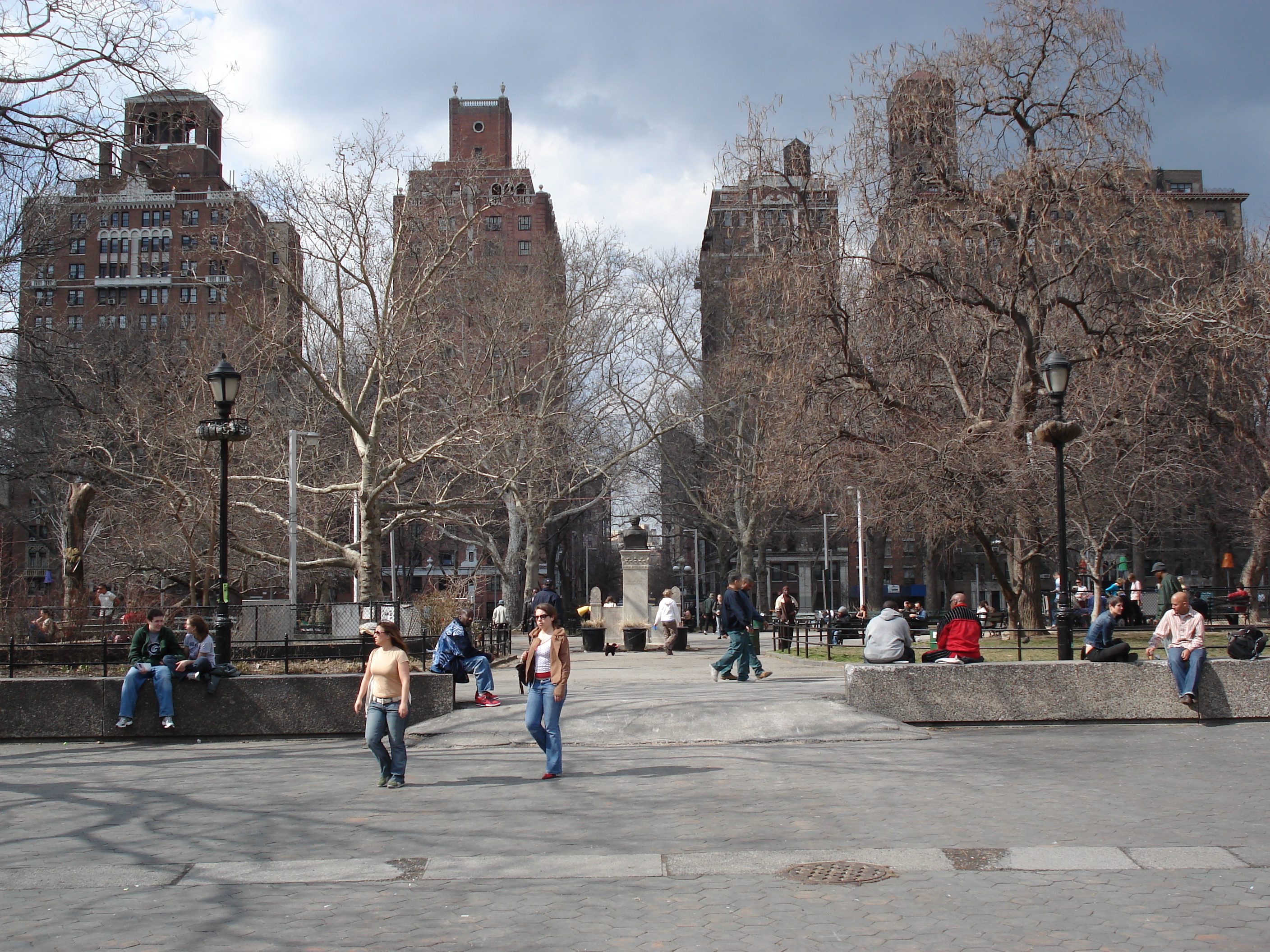 Picture United States New York Washington Square 2006-03 12 - Journey Washington Square