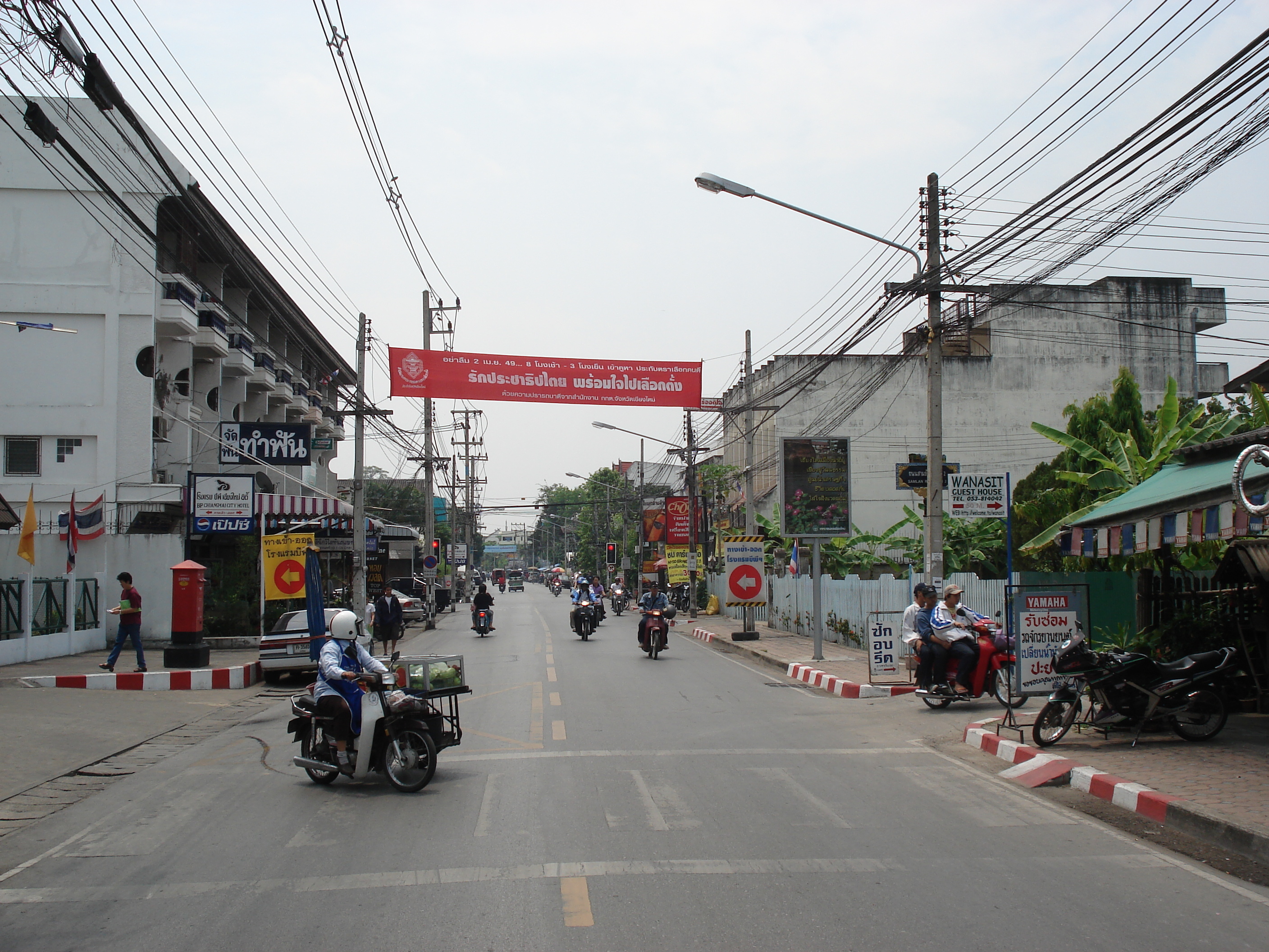 Picture Thailand Chiang Mai Inside Canal Sam Larn 2006-04 4 - Tour Sam Larn