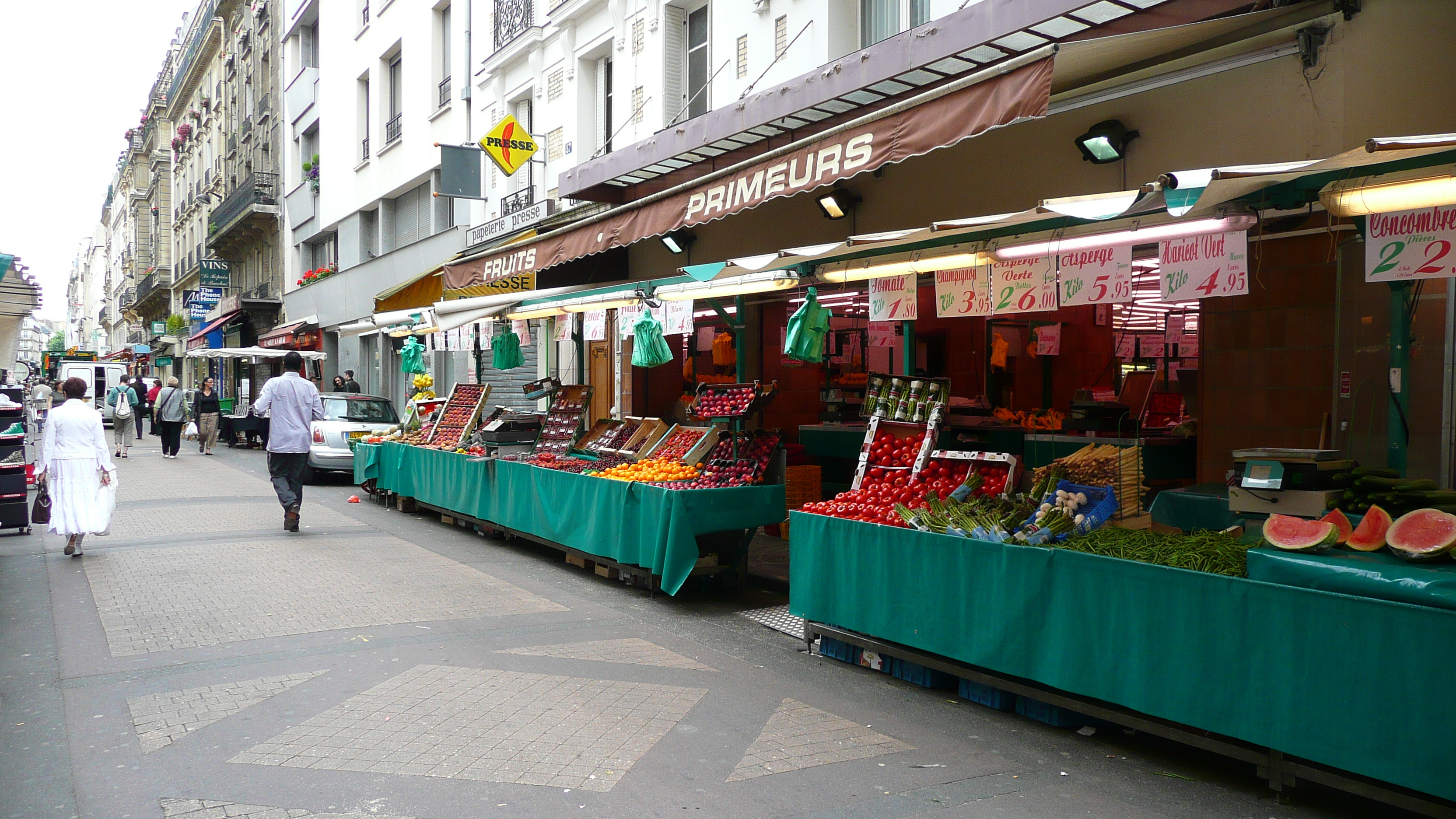 Picture France Paris 17th Arrondissement Rue Levis 2007-05 14 - History Rue Levis