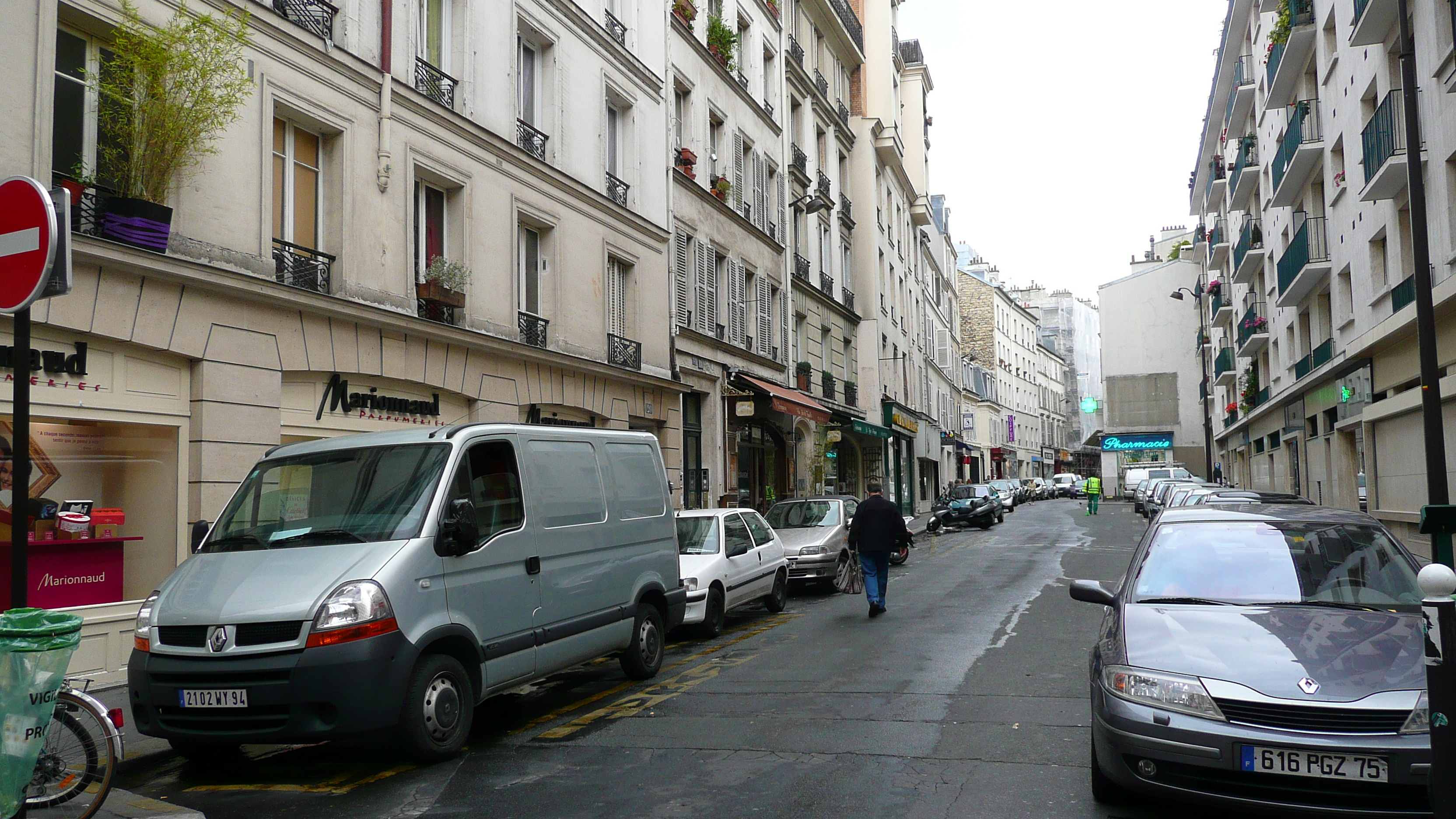 Picture France Paris 17th Arrondissement Rue Levis 2007-05 0 - Around Rue Levis