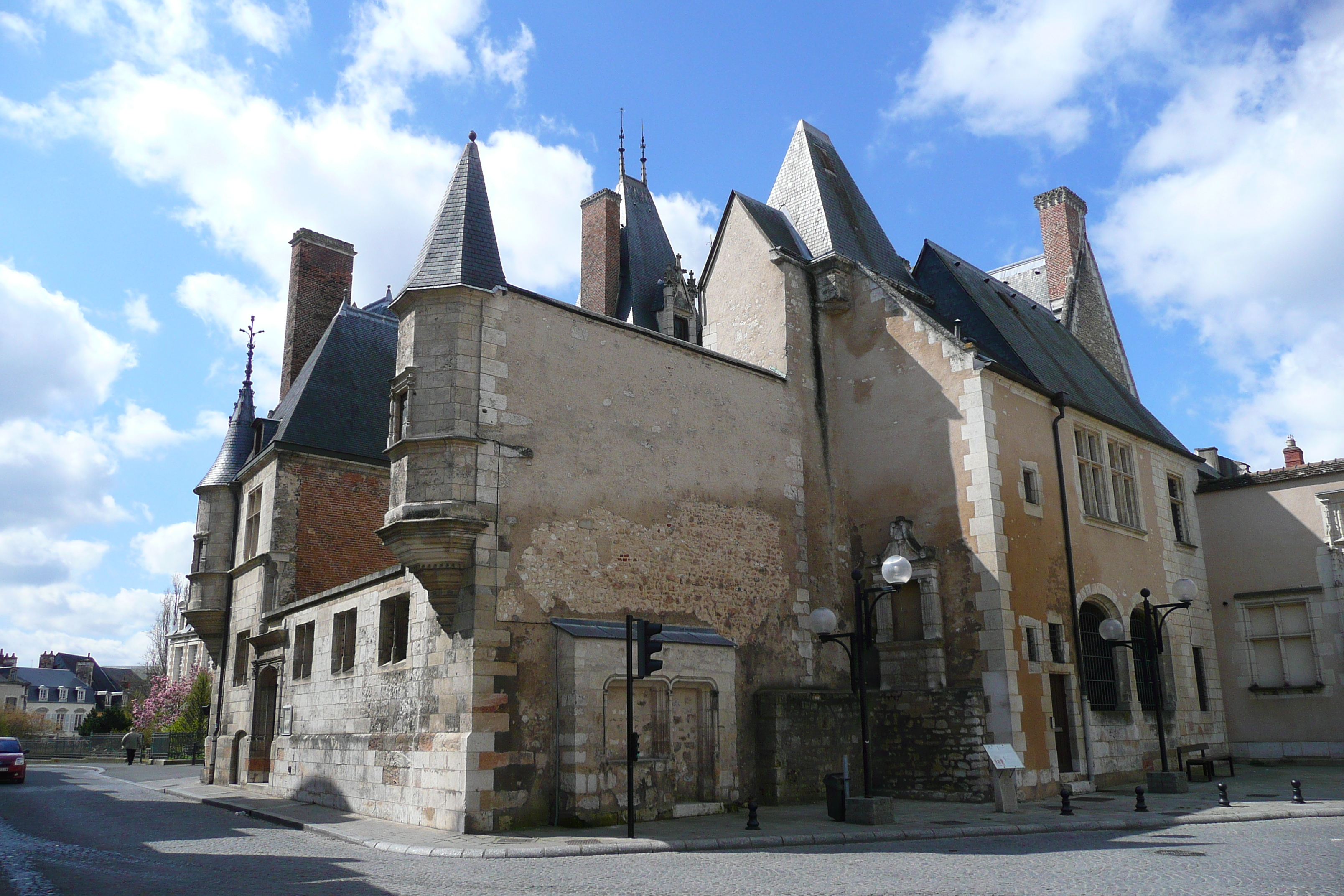 Picture France Bourges 2008-04 78 - Tours Bourges