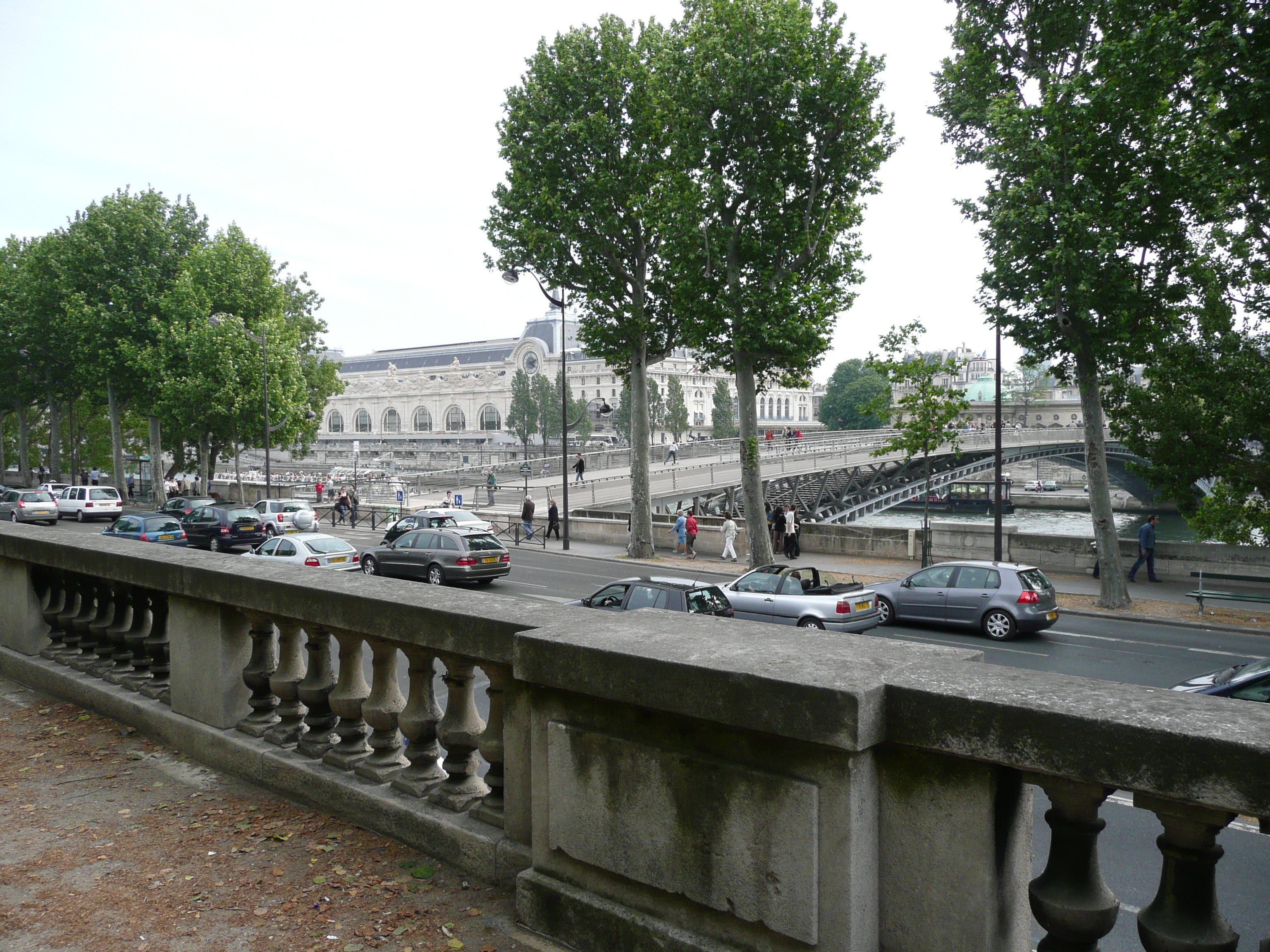 Picture France Paris Garden of Tuileries 2007-05 200 - Center Garden of Tuileries