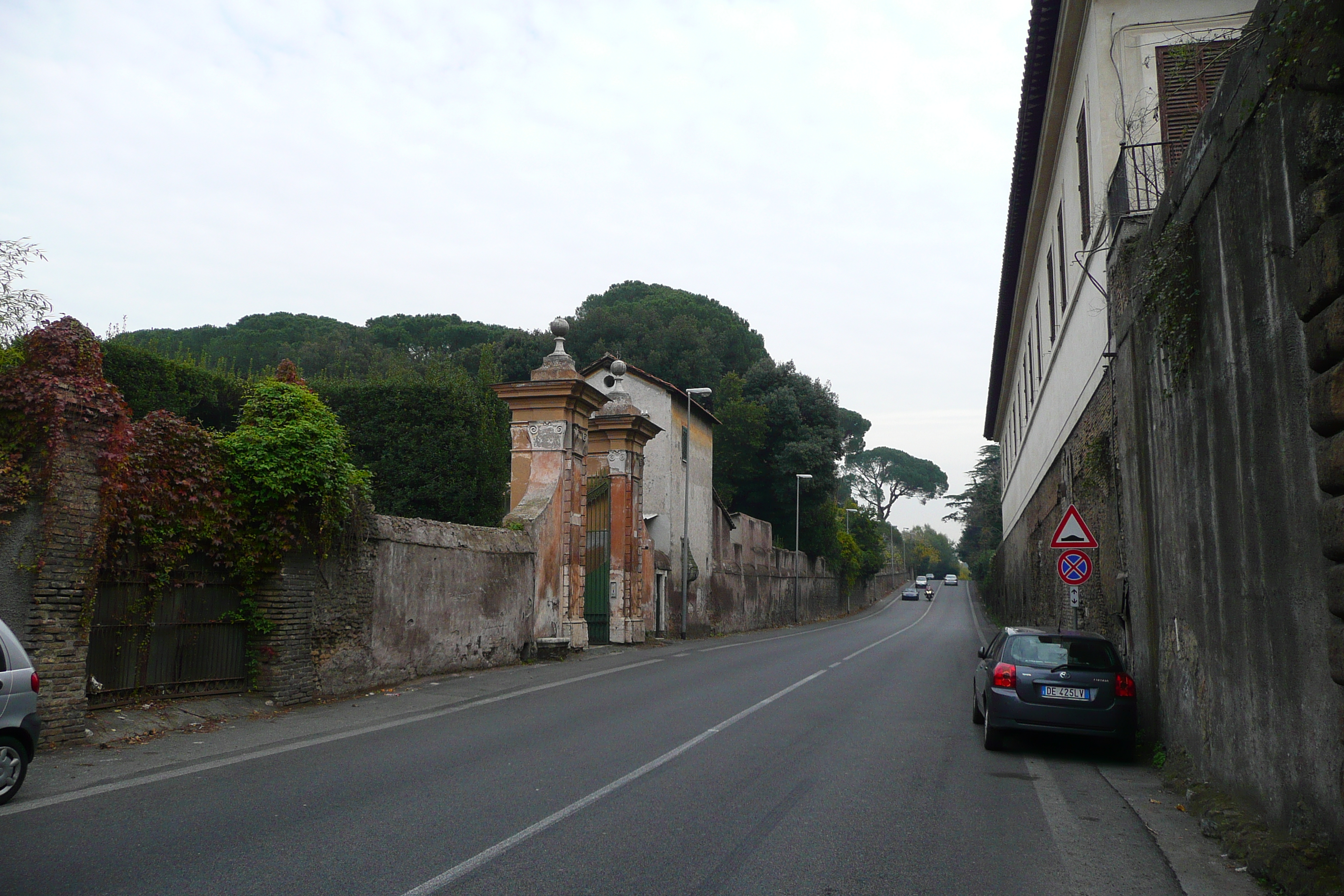 Picture Italy Rome Pontefice 2007-11 28 - History Pontefice