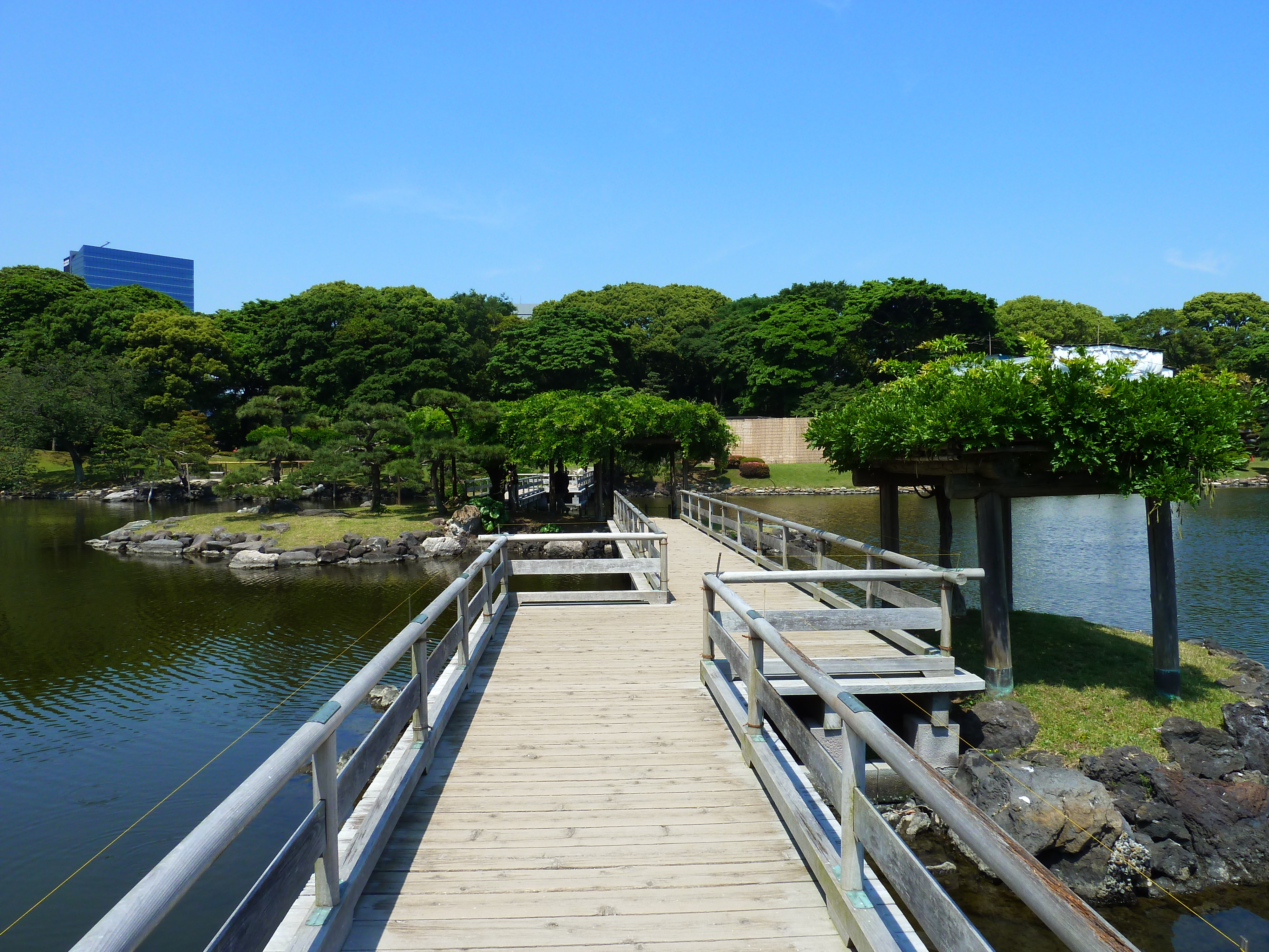 Picture Japan Tokyo Hama rikyu Gardens 2010-06 69 - Around Hama rikyu Gardens