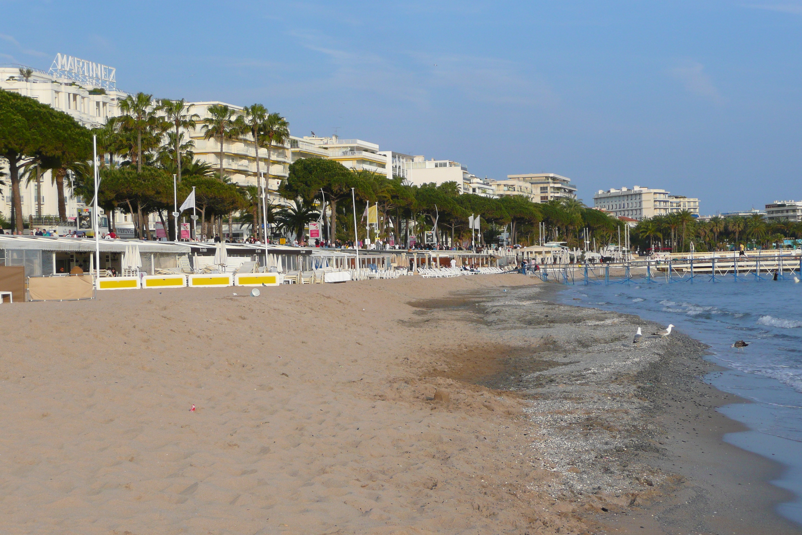 Picture France Cannes Beach 2008-04 44 - History Beach