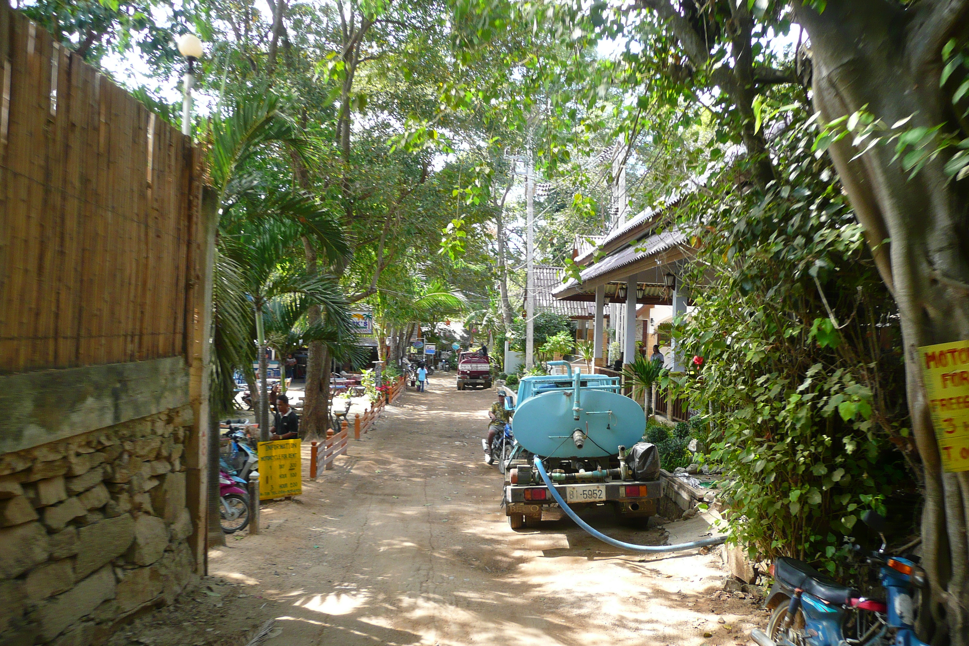 Picture Thailand Ko Samet Ao Phai 2009-01 18 - Tours Ao Phai