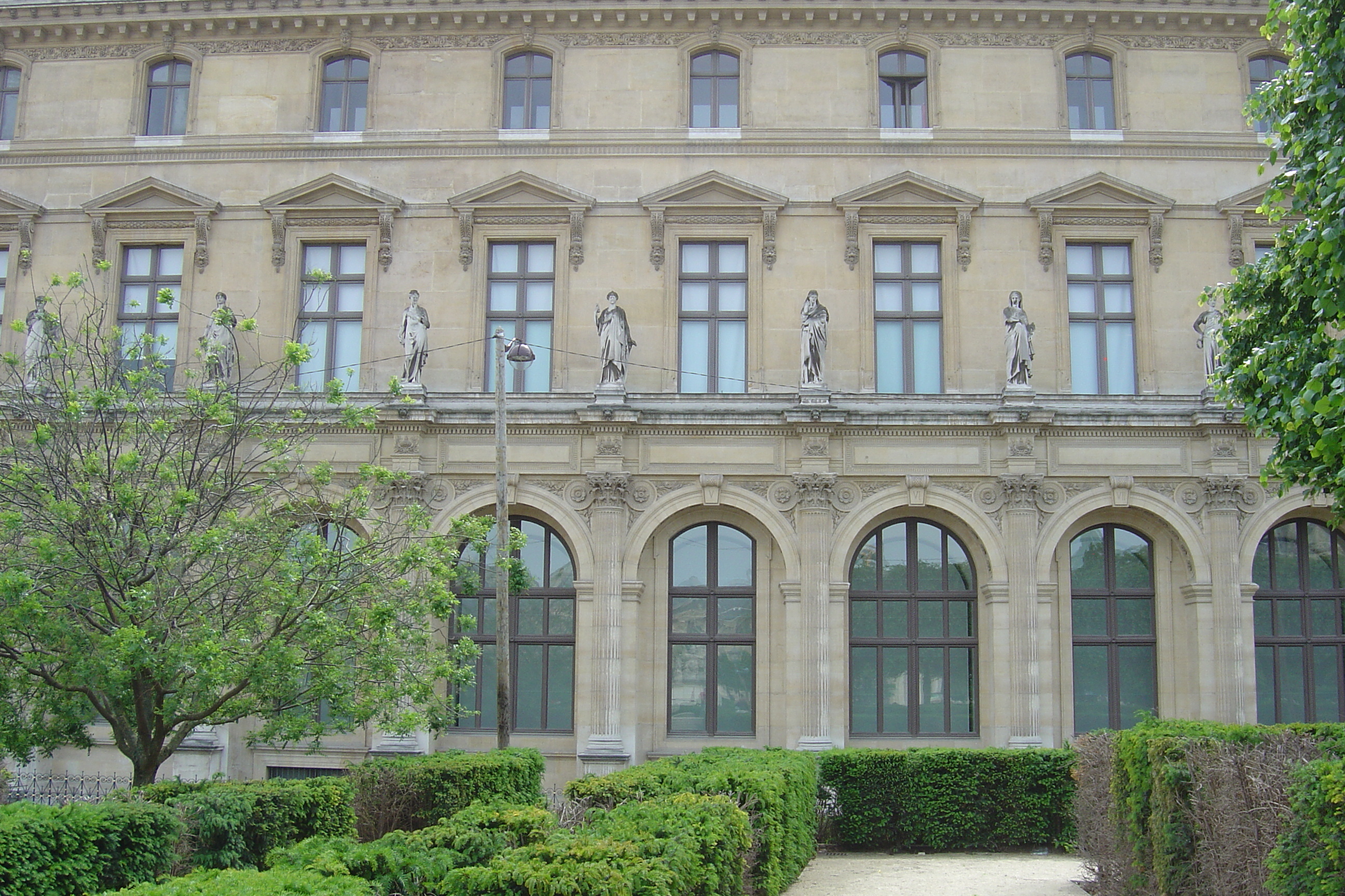 Picture France Paris Louvre Carrousel Garden 2007-05 2 - Tours Louvre Carrousel Garden