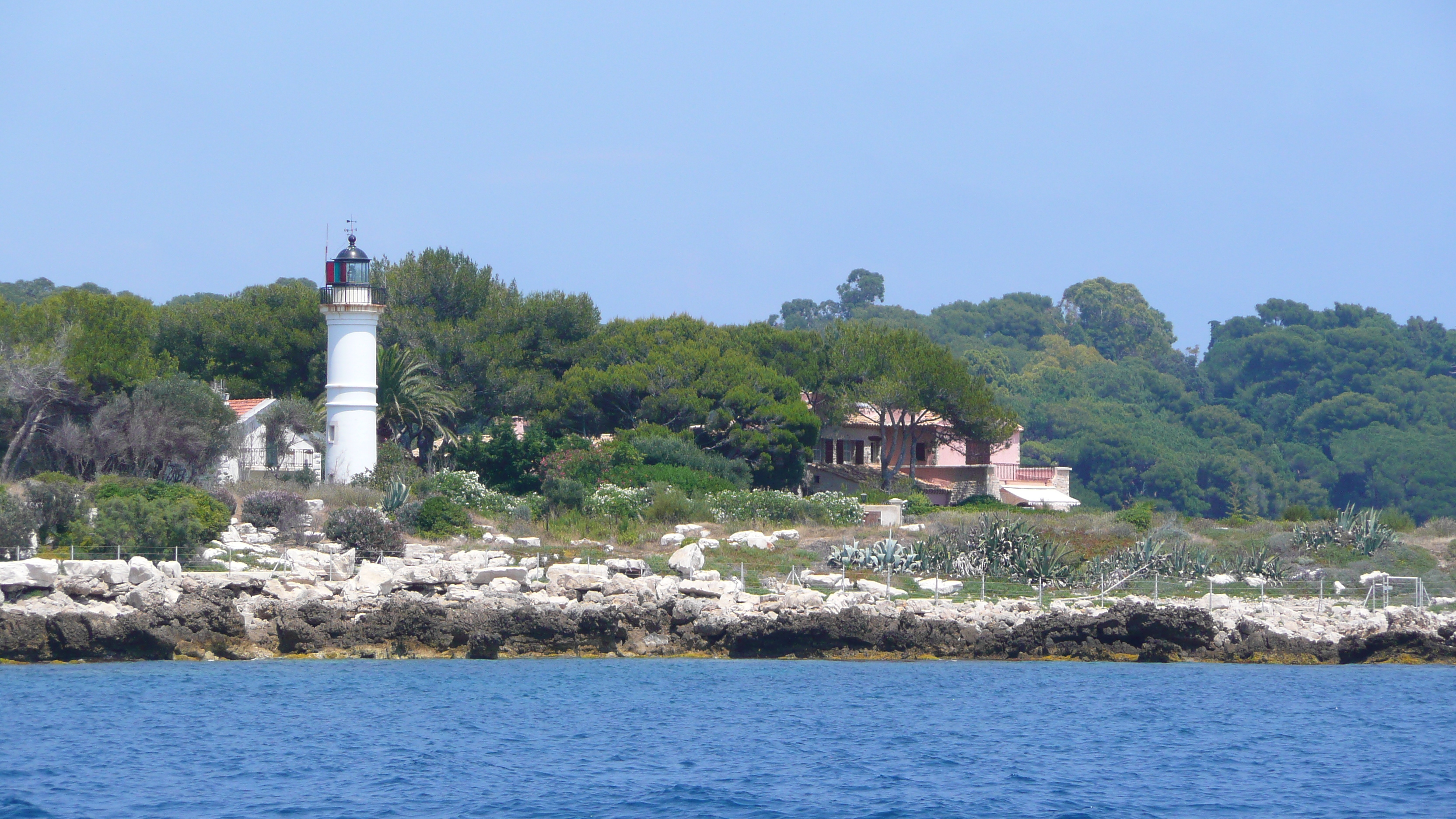 Picture France Cap d'Antibes Pointe de l'Ilette 2007-07 27 - Tour Pointe de l'Ilette