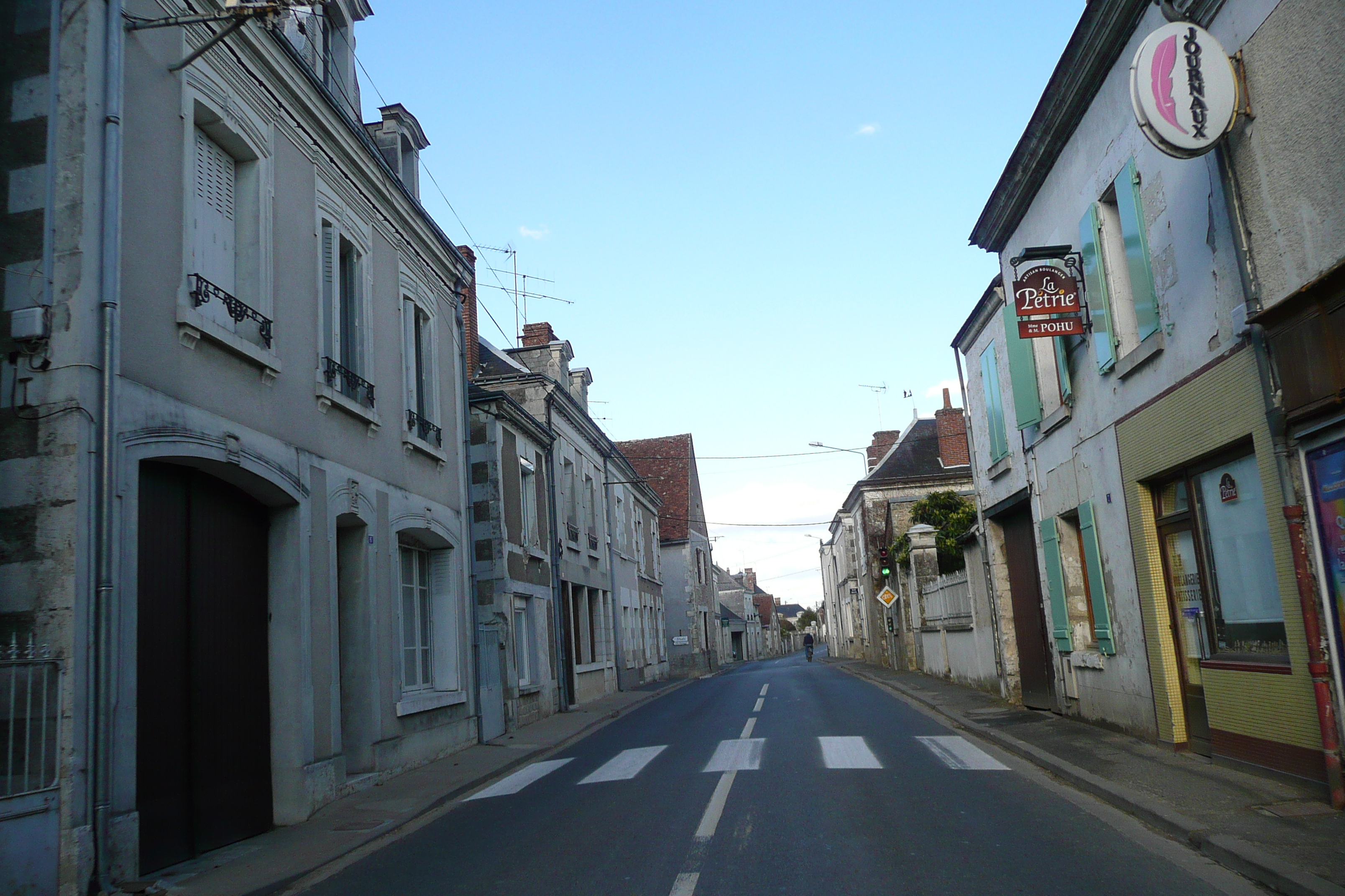 Picture France Amboise Amboise to blois road 2008-04 26 - Journey Amboise to blois road