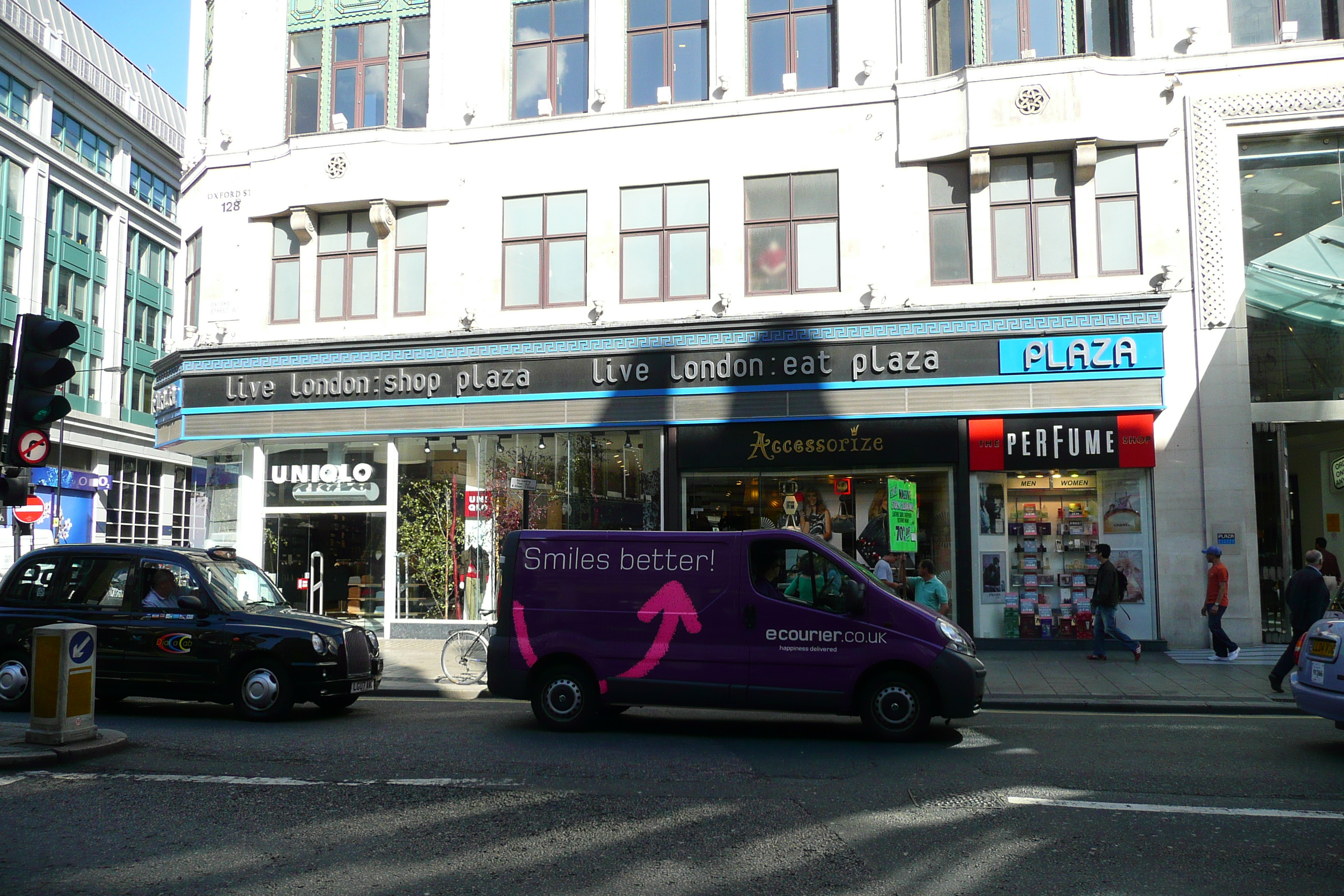 Picture United Kingdom London Oxford Street 2007-09 157 - History Oxford Street