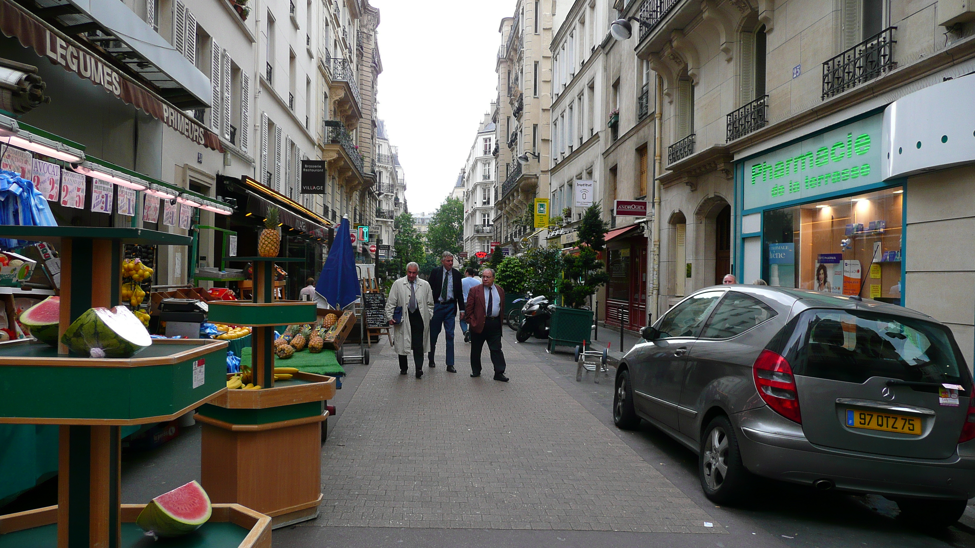 Picture France Paris 17th Arrondissement Rue Levis 2007-05 48 - History Rue Levis