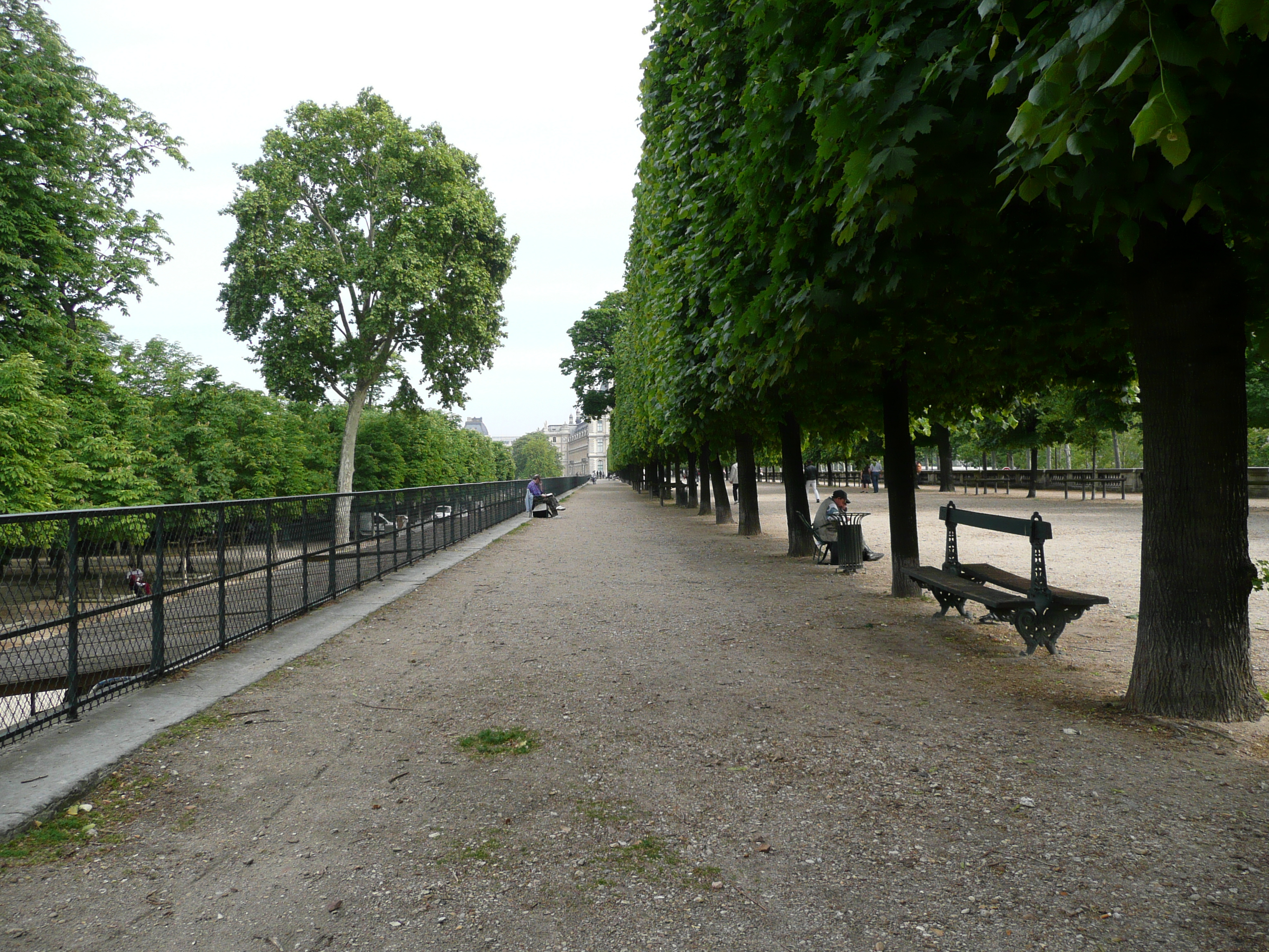 Picture France Paris Garden of Tuileries 2007-05 122 - History Garden of Tuileries