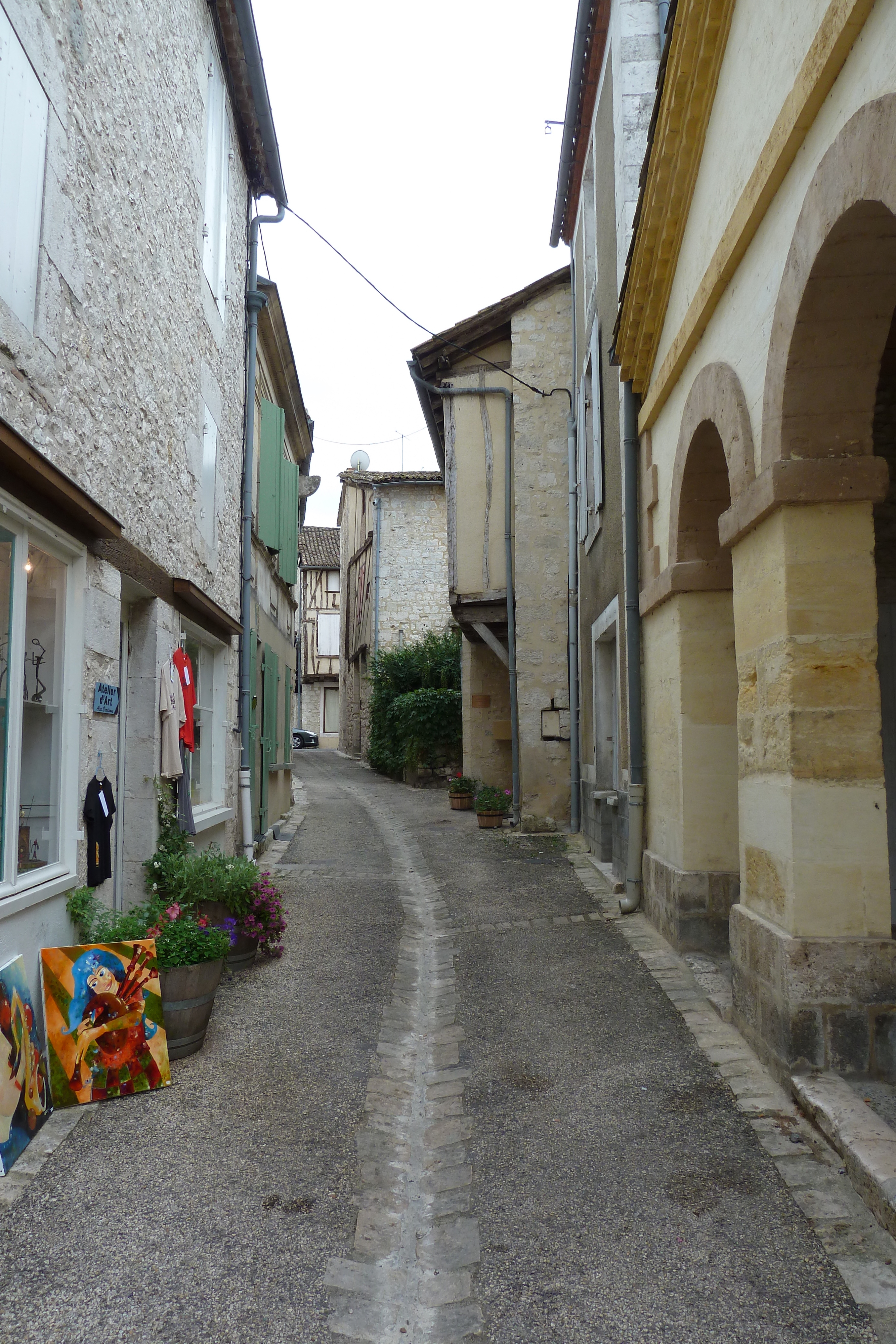 Picture France Issigeac 2010-08 93 - Center Issigeac