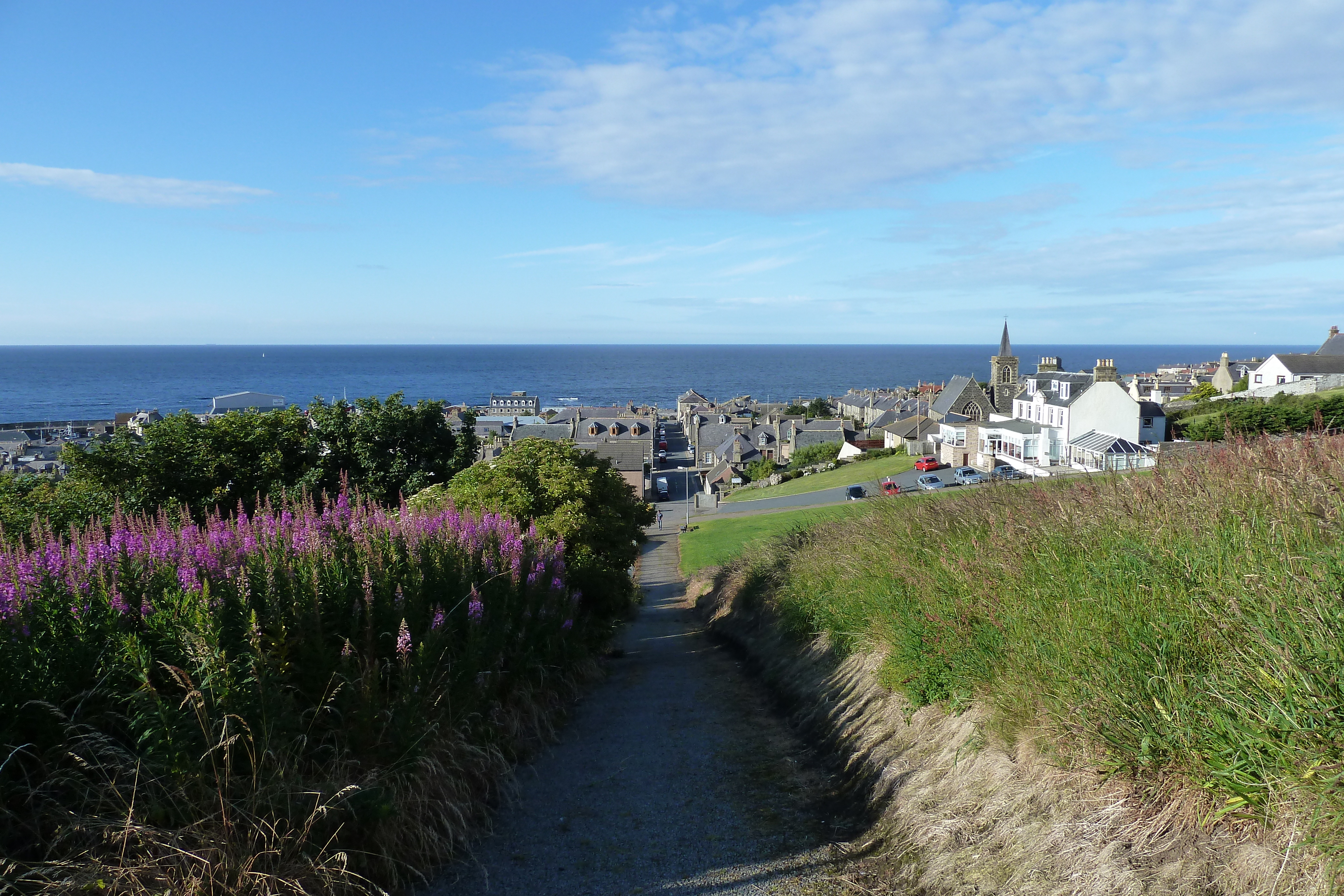 Picture United Kingdom Scotland Macduff 2011-07 22 - History Macduff