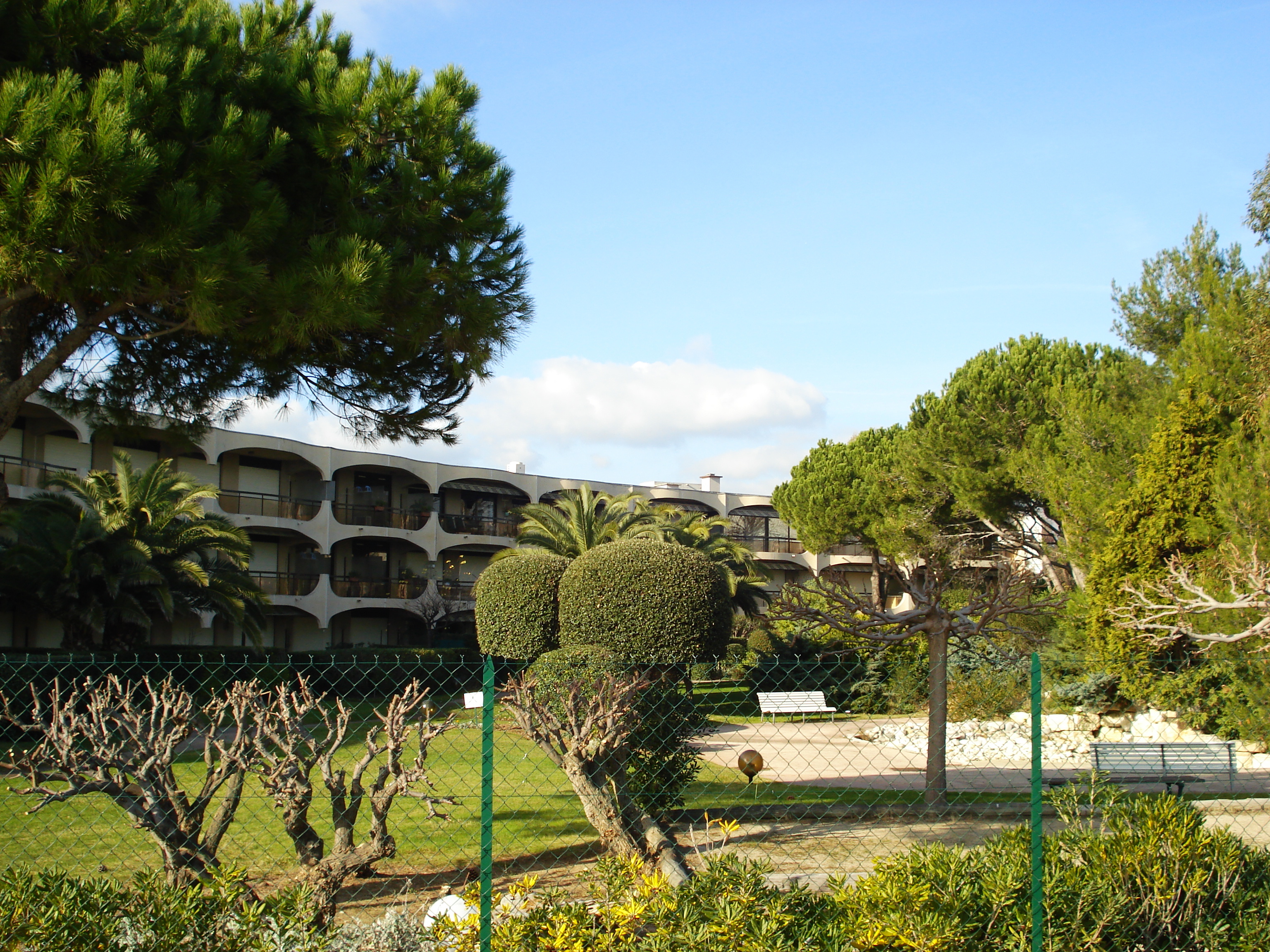 Picture France Villeneuve Loubet Villeneuve Loubet Beach 2007-01 18 - Tours Villeneuve Loubet Beach