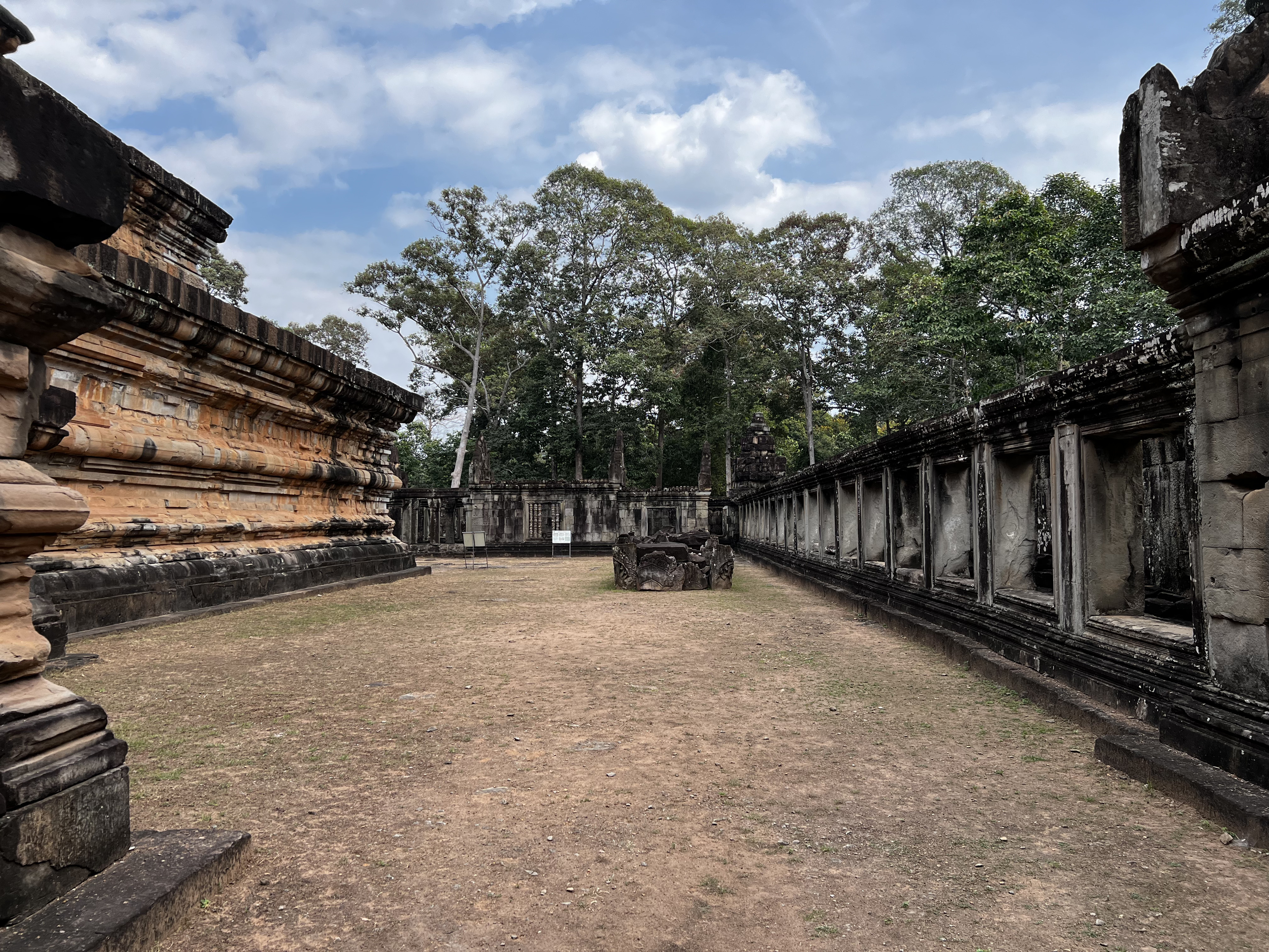 Picture Cambodia Siem Reap Ta Keo 2023-01 12 - Tours Ta Keo