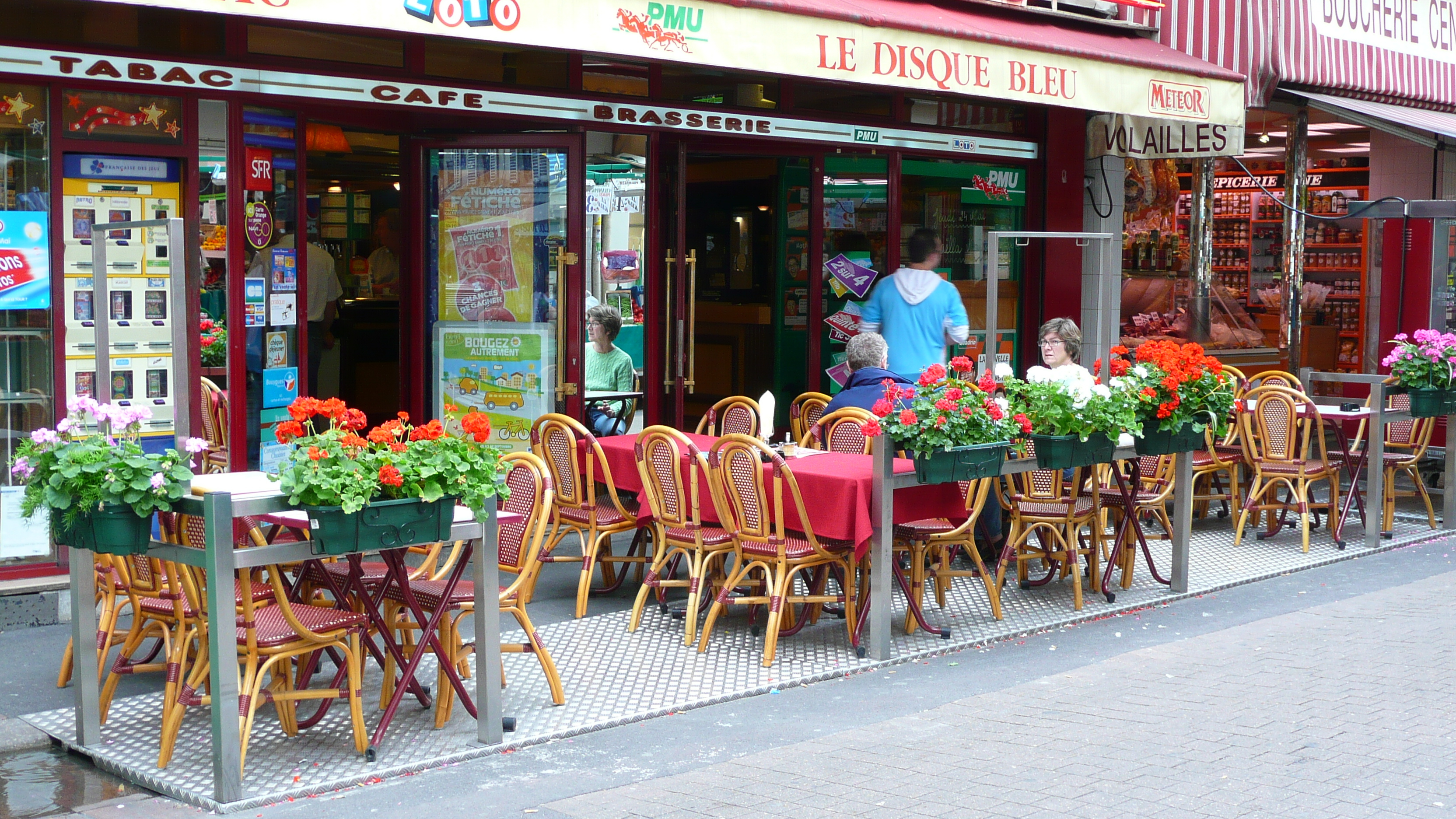 Picture France Paris 17th Arrondissement Rue Levis 2007-05 43 - Discovery Rue Levis