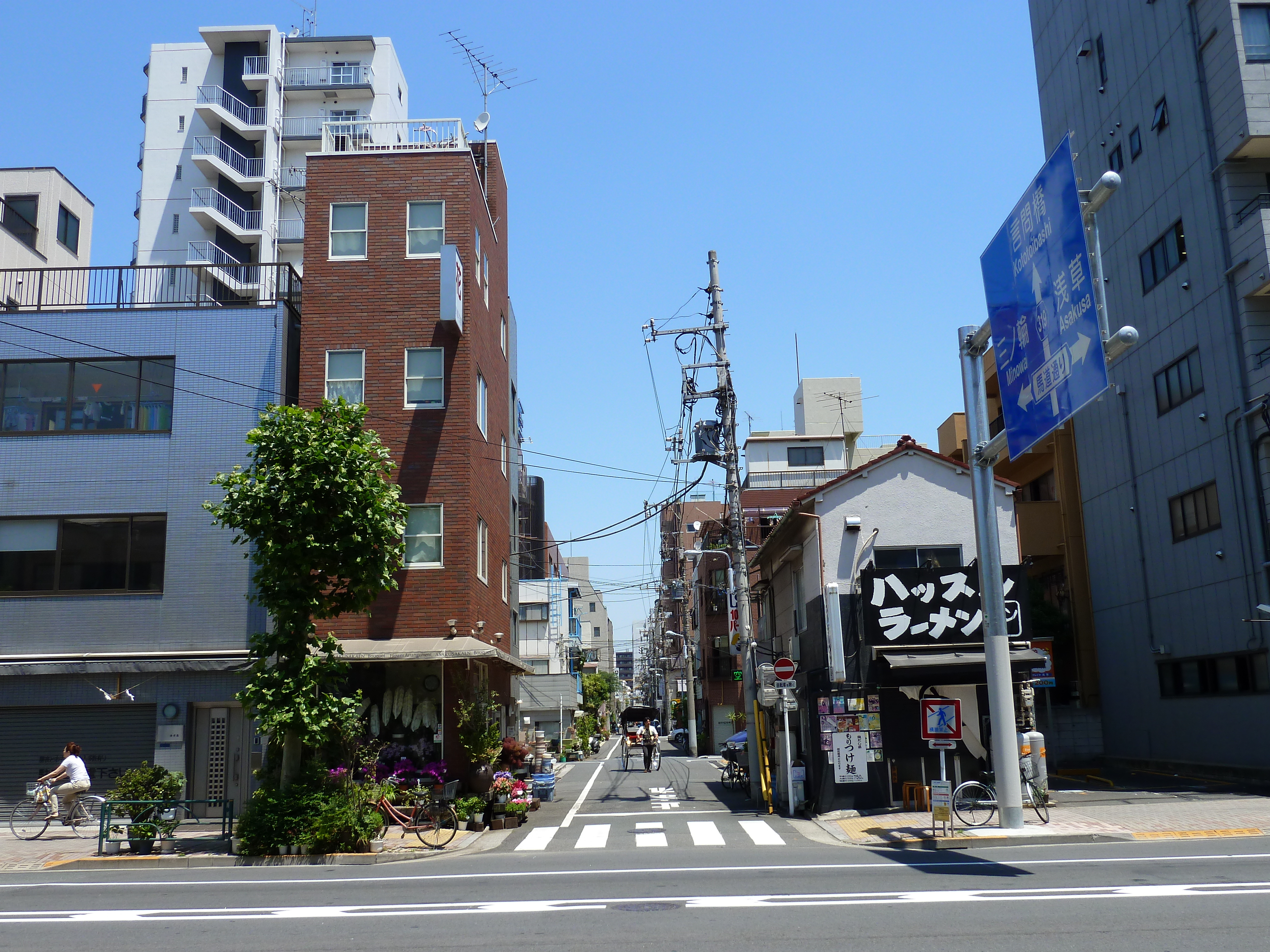 Picture Japan Tokyo Asakusa 2010-06 13 - Journey Asakusa