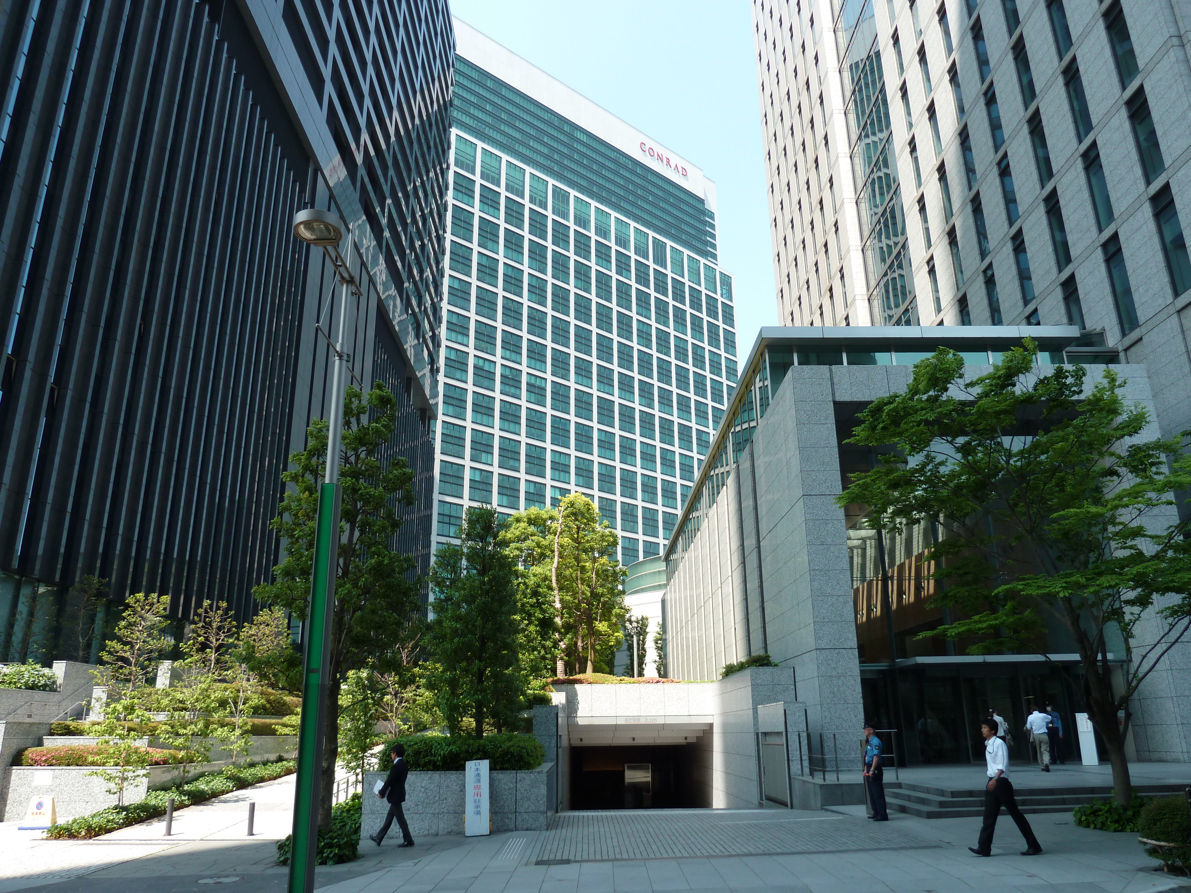 Picture Japan Tokyo Shiodome 2010-06 46 - Discovery Shiodome