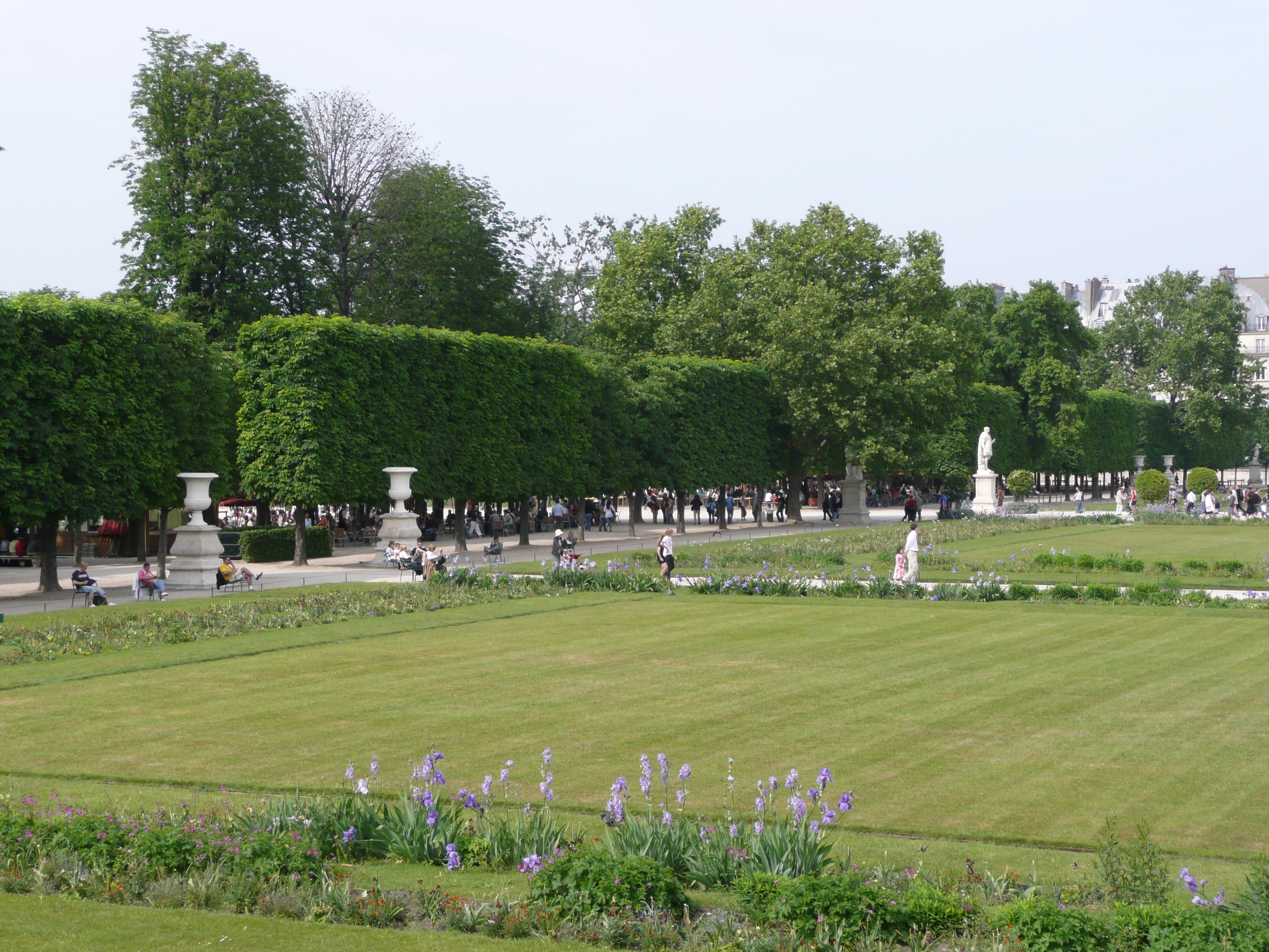 Picture France Paris Garden of Tuileries 2007-05 80 - Center Garden of Tuileries