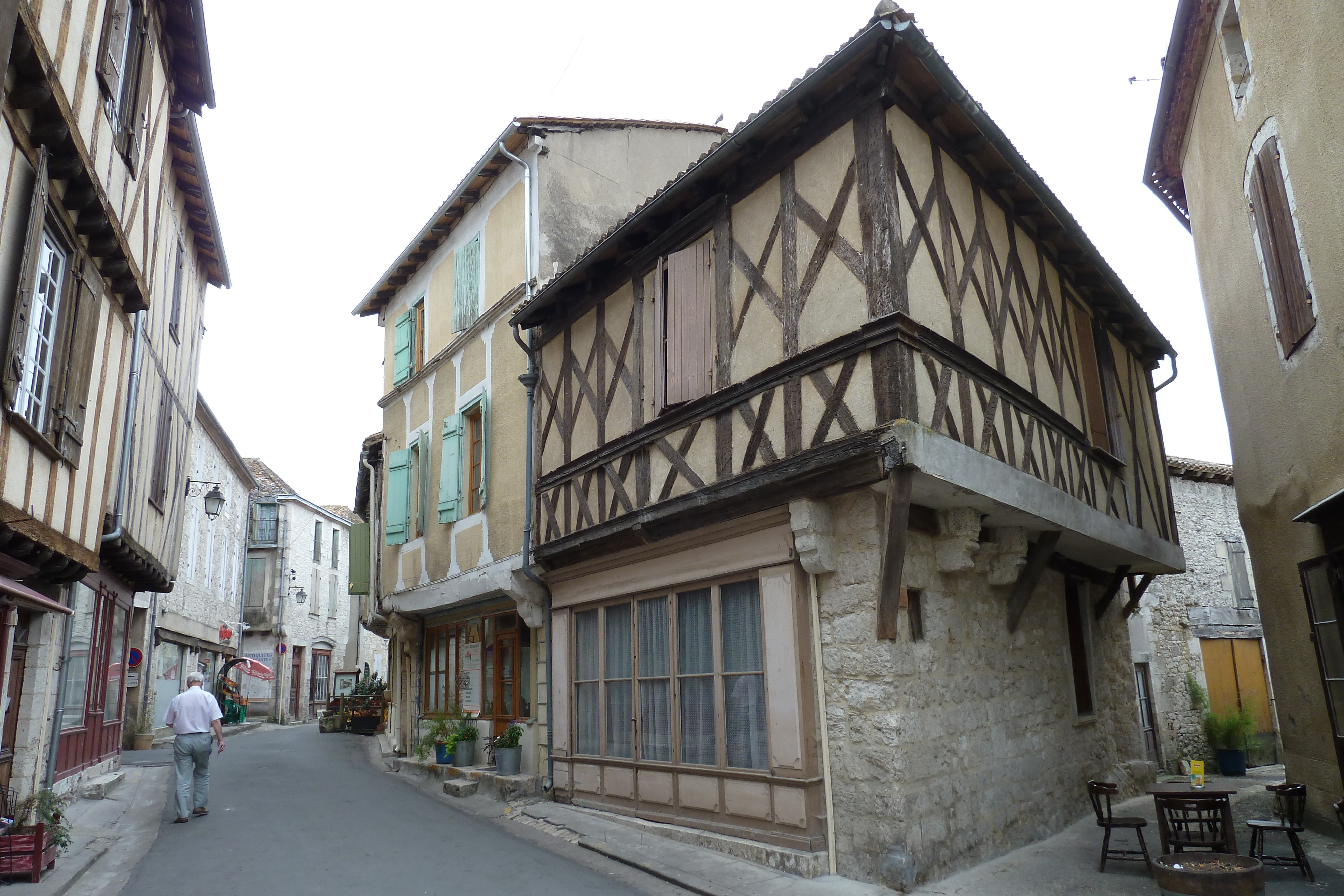 Picture France Issigeac 2010-08 64 - Tours Issigeac